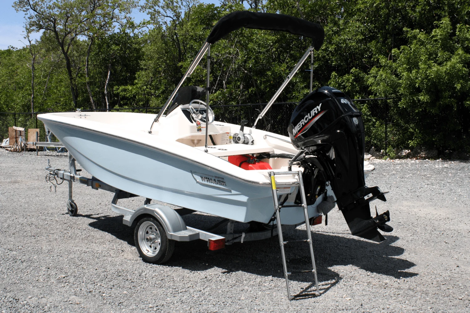 2025 Boston Whaler 130 Super Sport Image Thumbnail #2