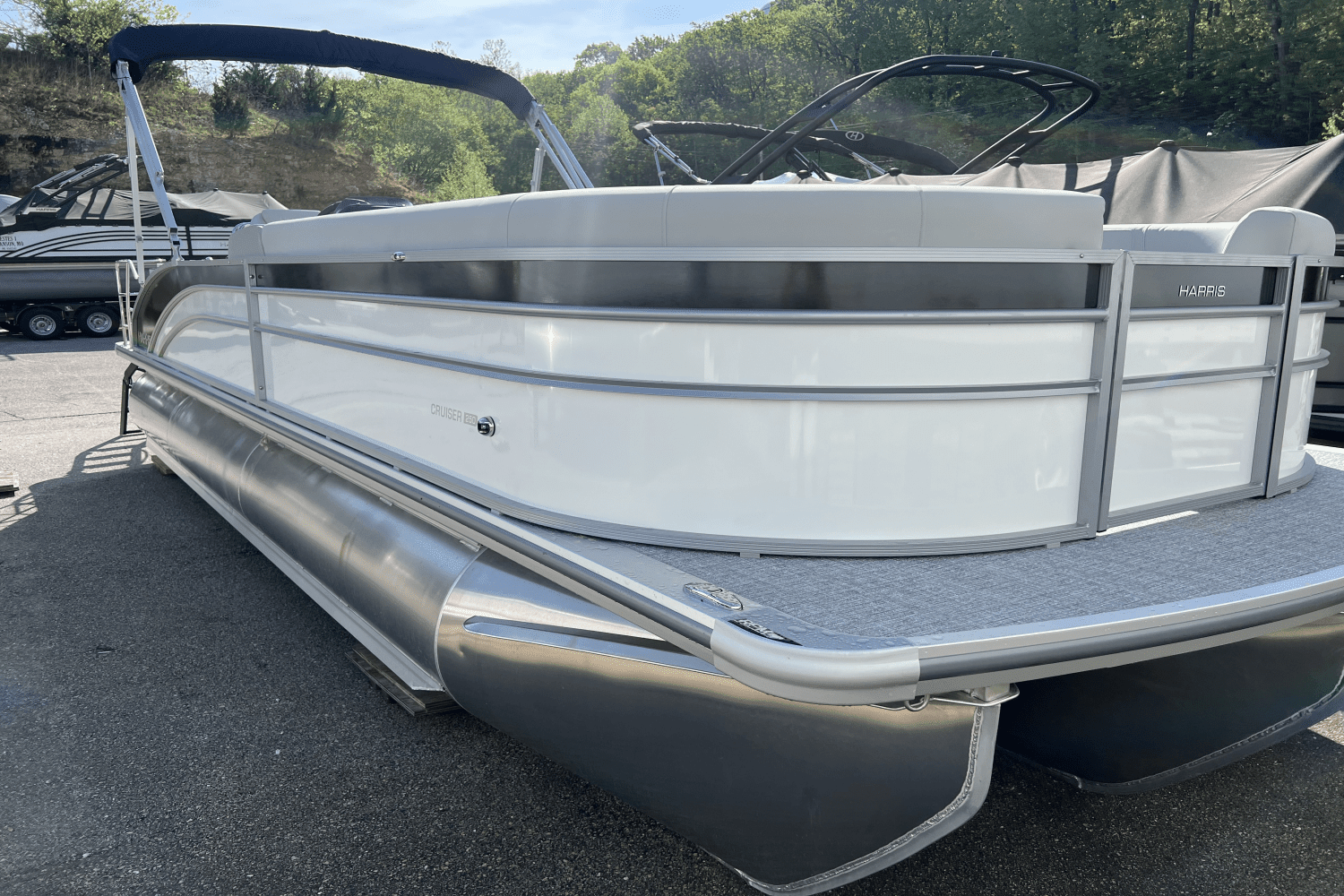 2025 Harris 250 Cruiser Image Thumbnail #3