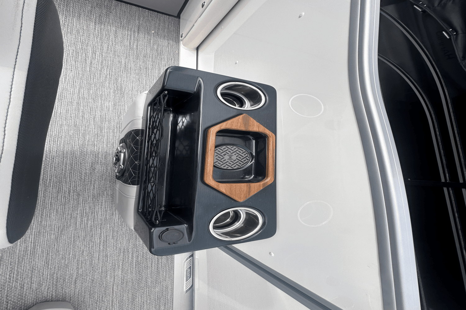 2025 Harris Grand Mariner 250 Image Thumbnail #20