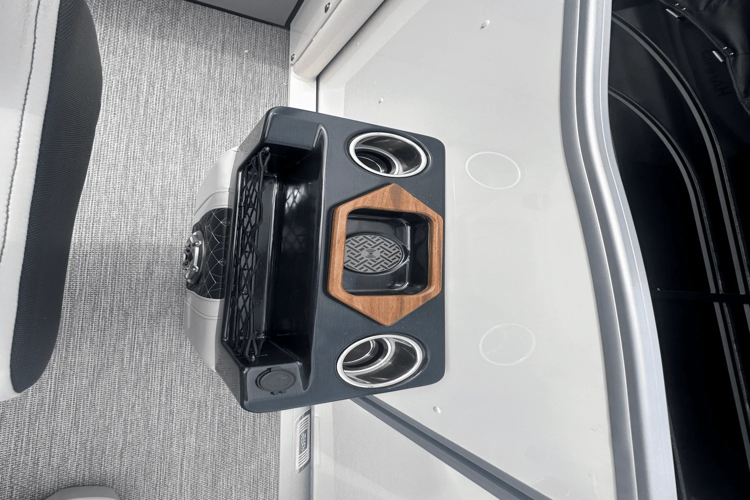 2025 Harris Grand Mariner 250 Image Thumbnail #20