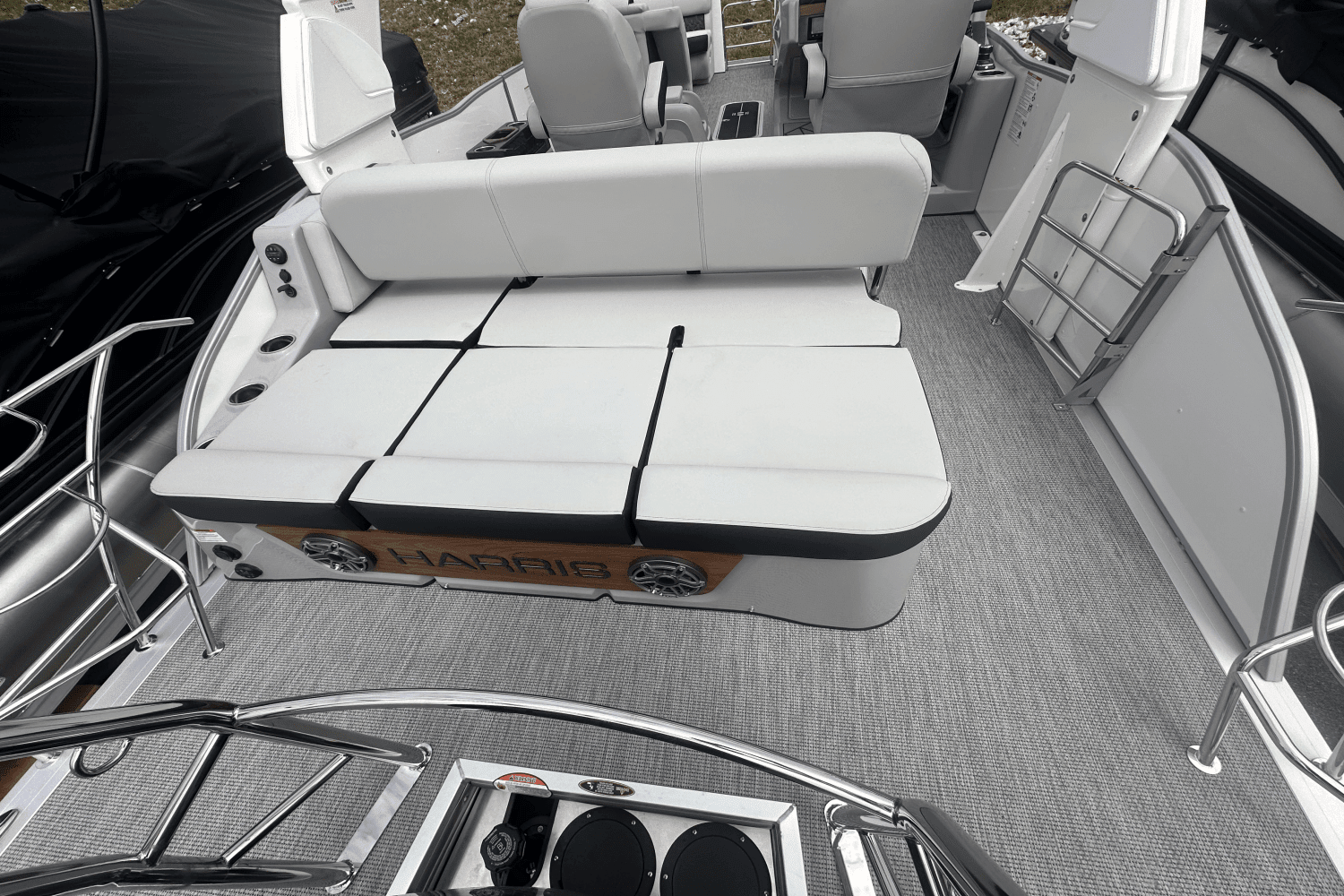 2025 Harris Grand Mariner 250 Image Thumbnail #17