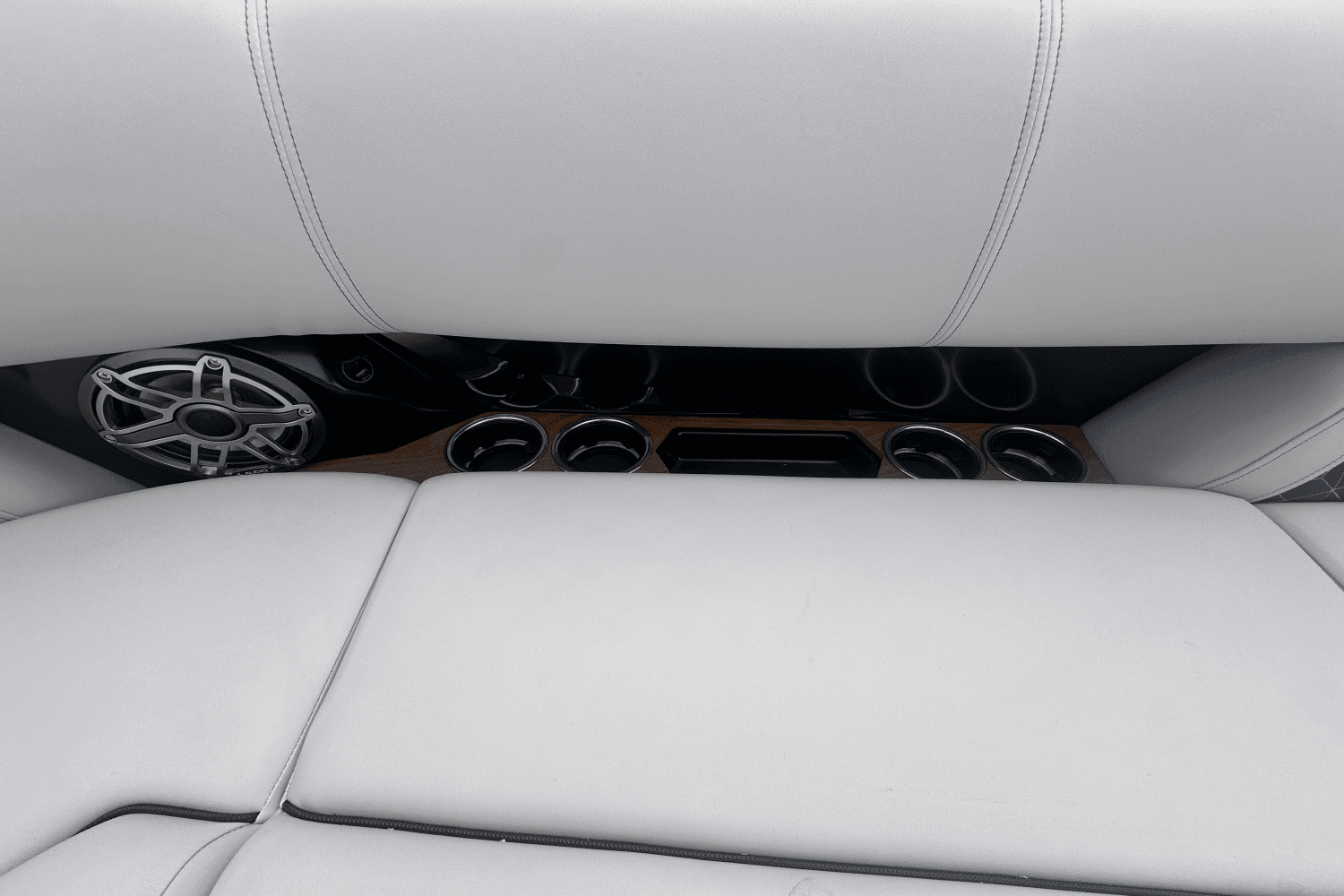 2025 Harris Grand Mariner 250 Image Thumbnail #11