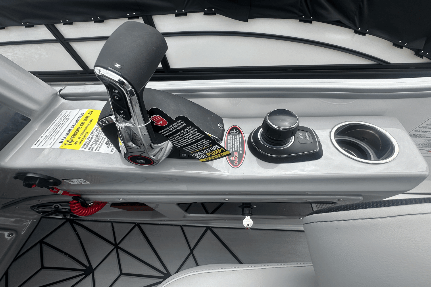 2025 Harris Grand Mariner 250 Image Thumbnail #23