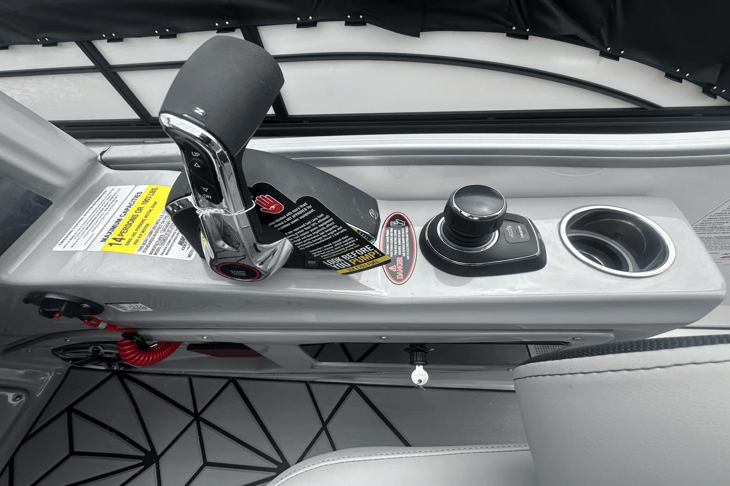 2025 Harris Grand Mariner 250 Image Thumbnail #23