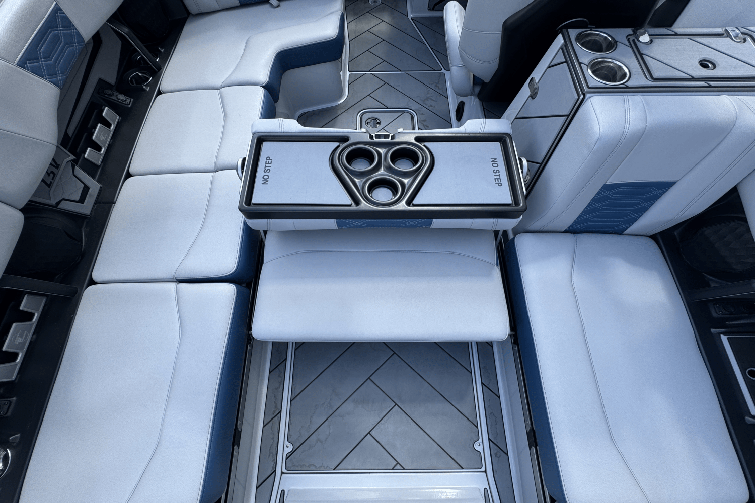 2022 Malibu WAKESETTER 25 LSV Image Thumbnail #13