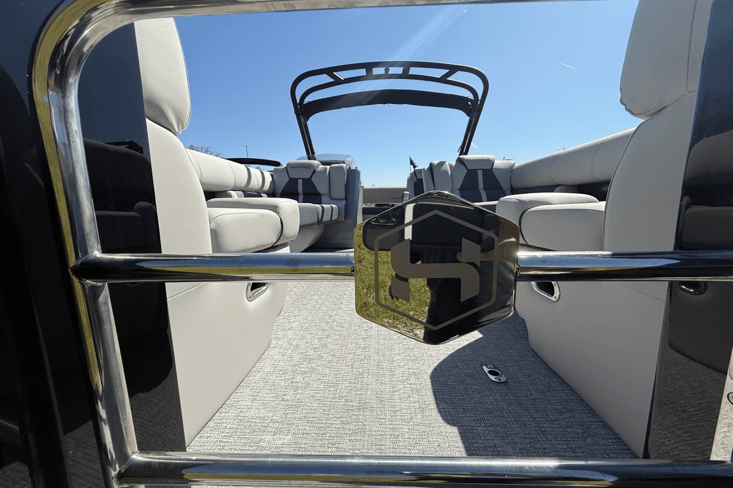 2025 Harris Grand Mariner 250 Image Thumbnail #16