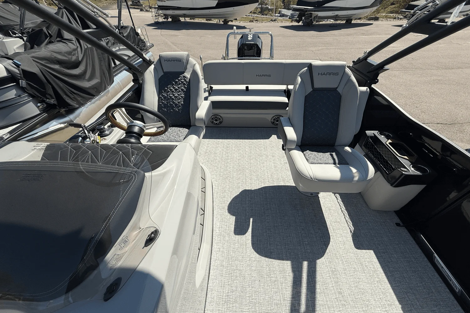 2025 Harris Grand Mariner 250 Image Thumbnail #17