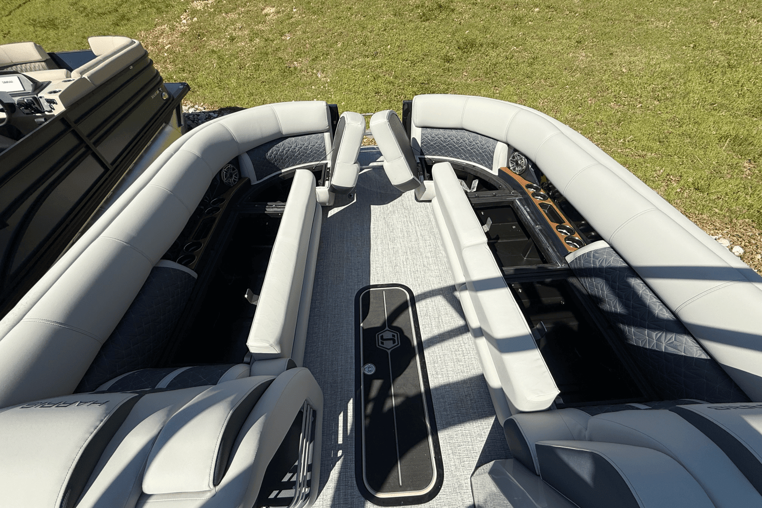 2025 Harris Grand Mariner 250 Image Thumbnail #28
