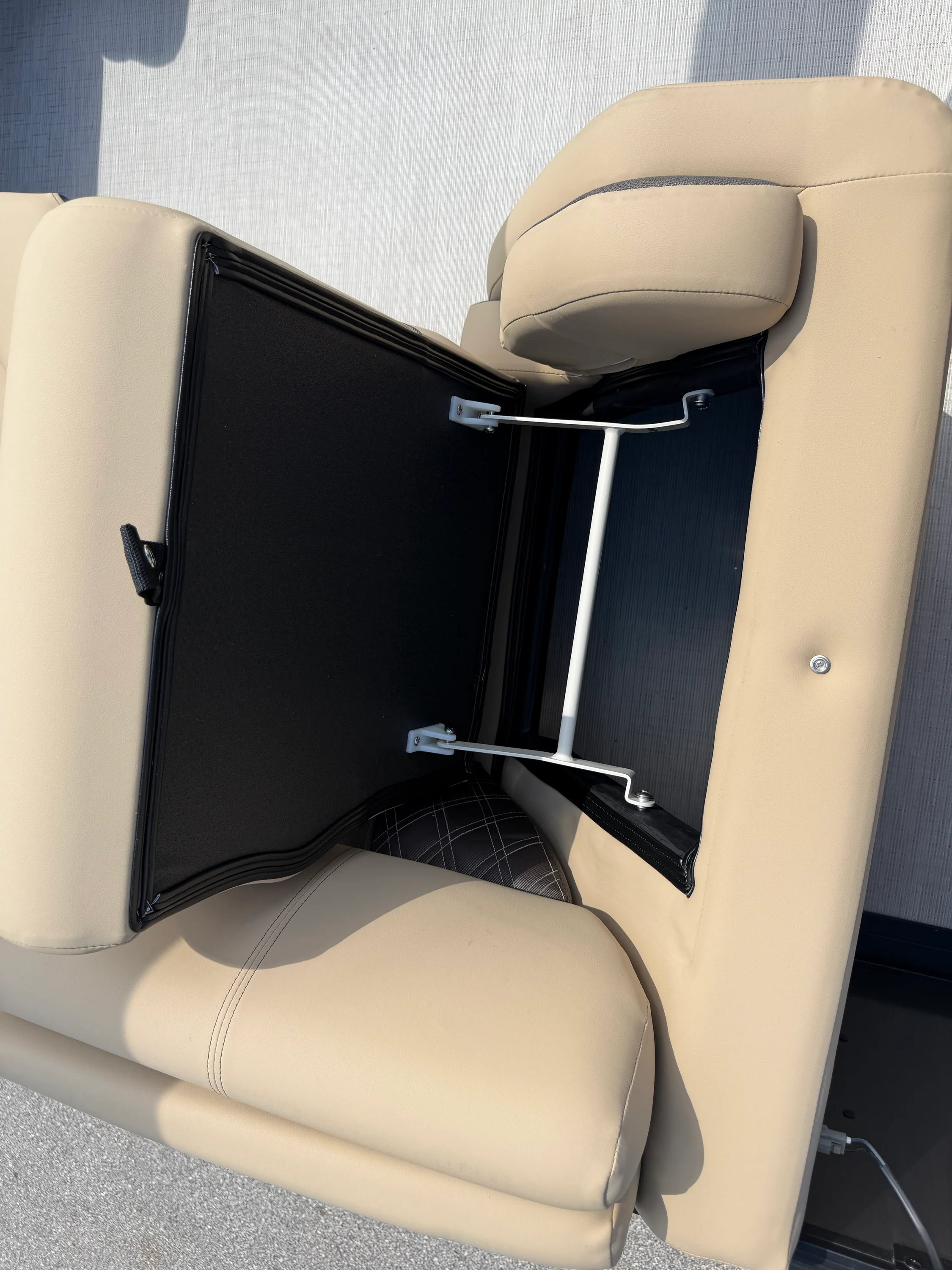 2025 Harris 230 Sunliner Image Thumbnail #27