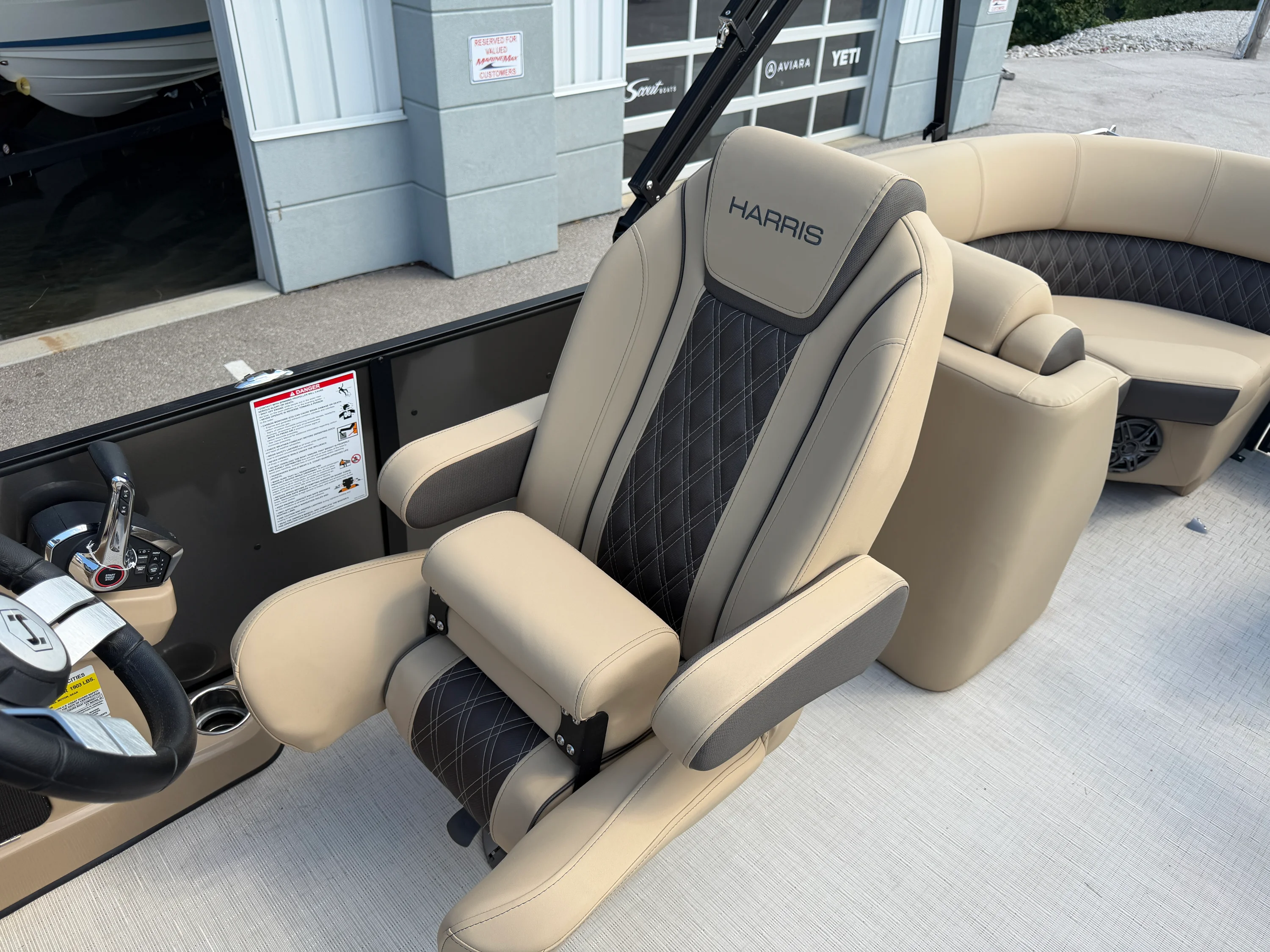 2025 Harris 230 Sunliner Image Thumbnail #31