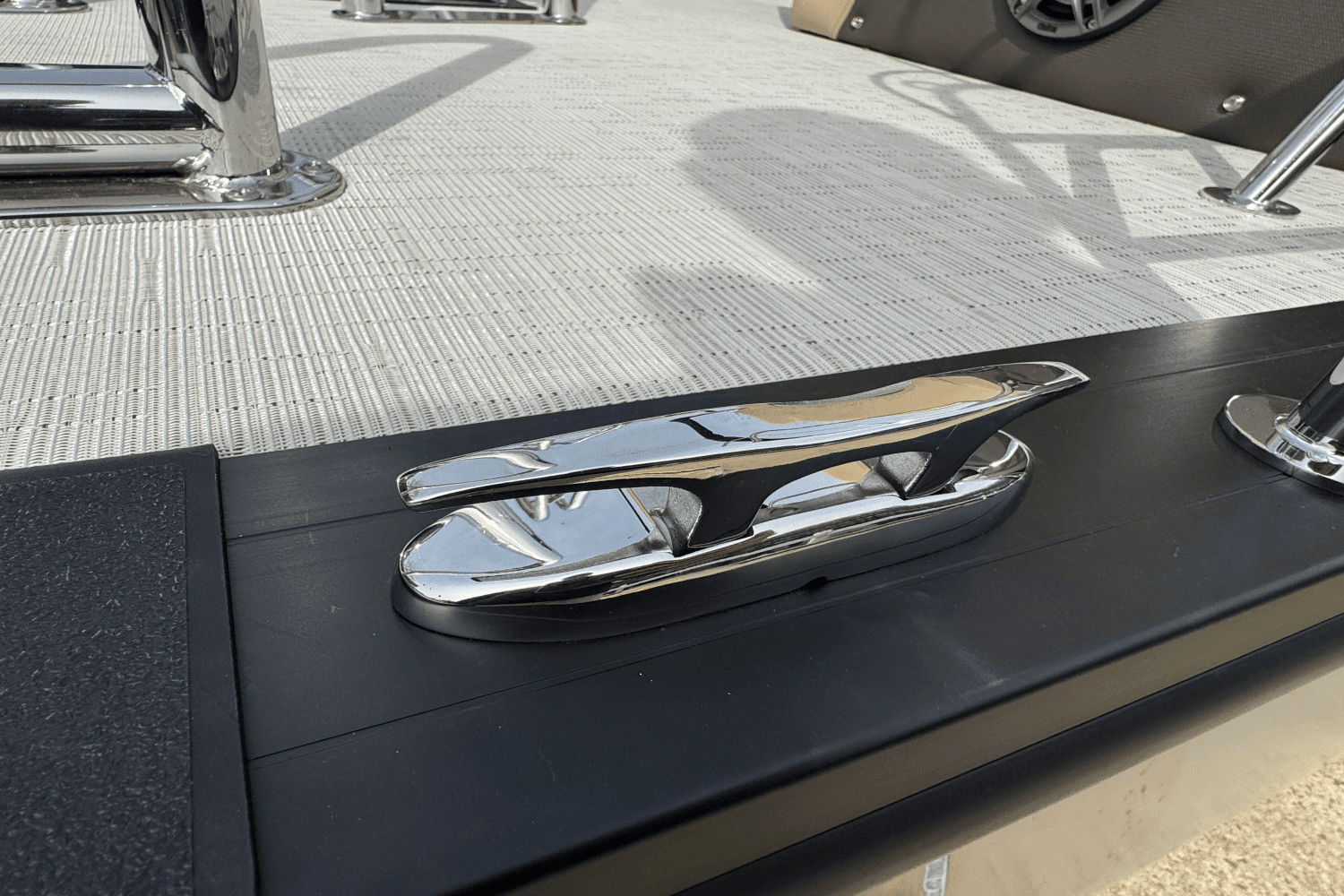 2025 Harris 230 Sunliner Image Thumbnail #16