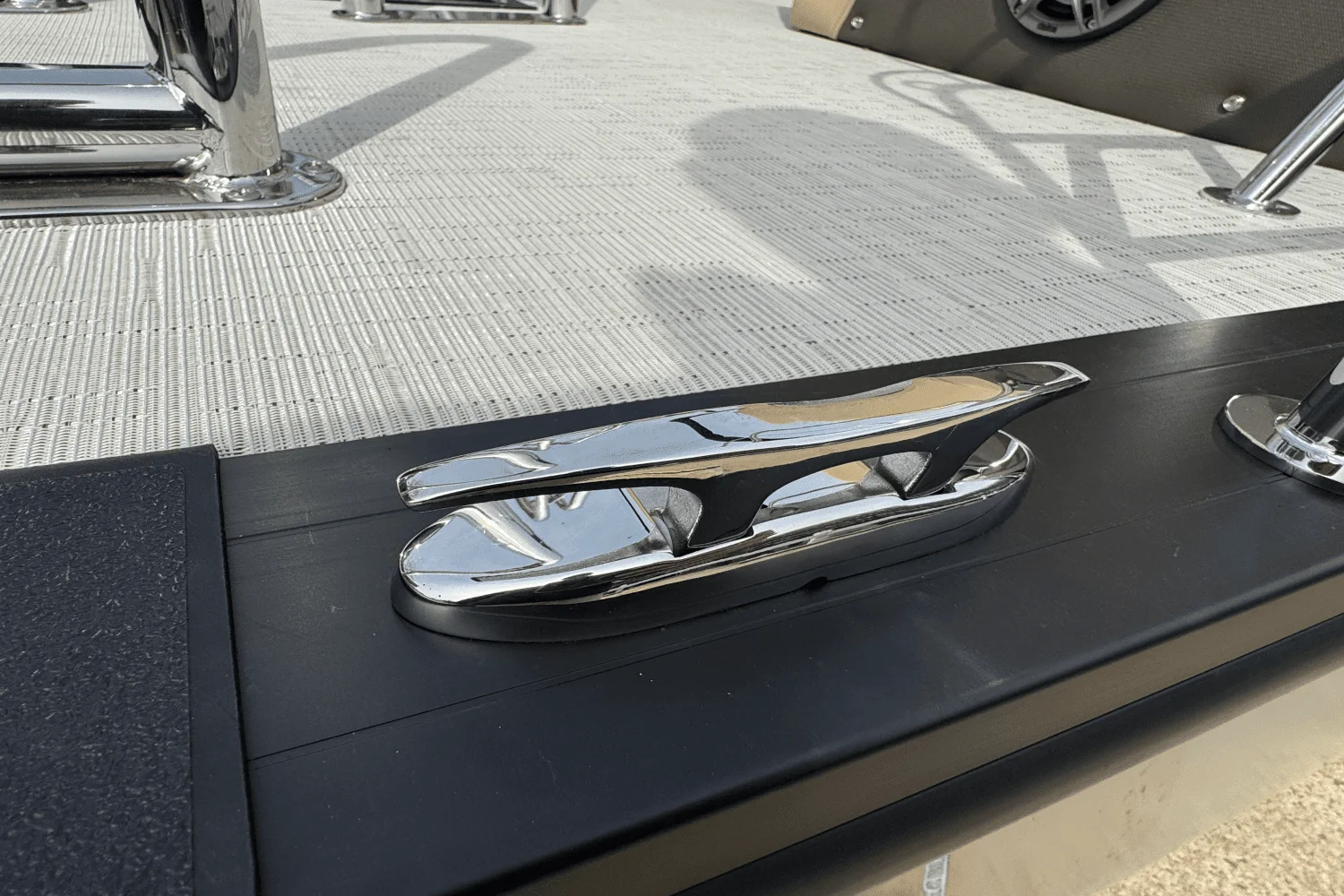 2025 Harris 230 Sunliner Image Thumbnail #16