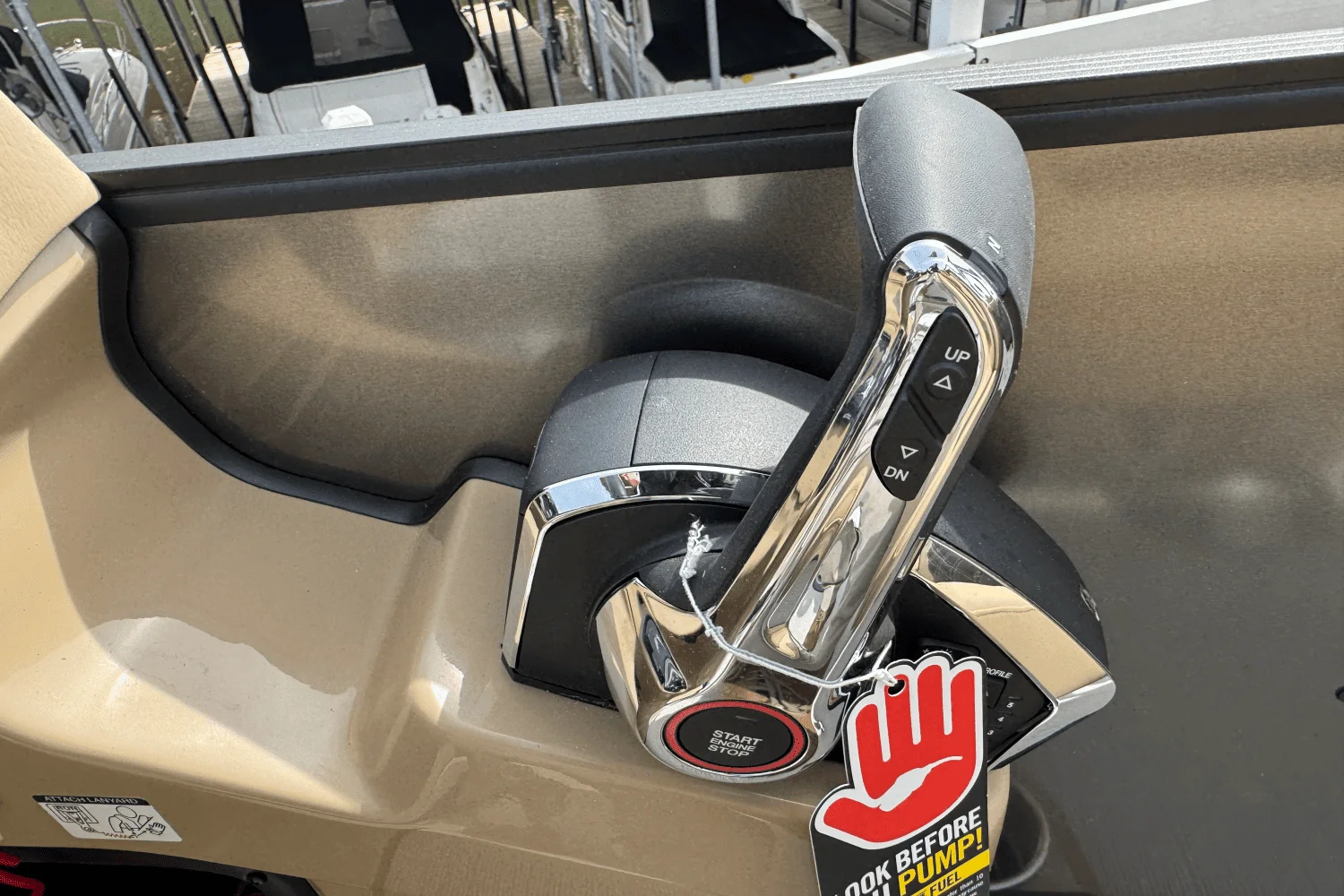 2025 Harris 230 Sunliner Image Thumbnail #10