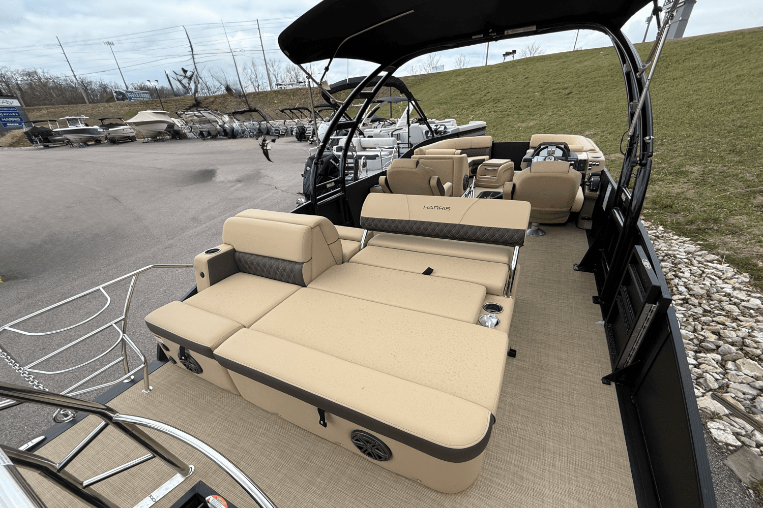 2025 Harris 250 Sunliner Sport Image Thumbnail #7