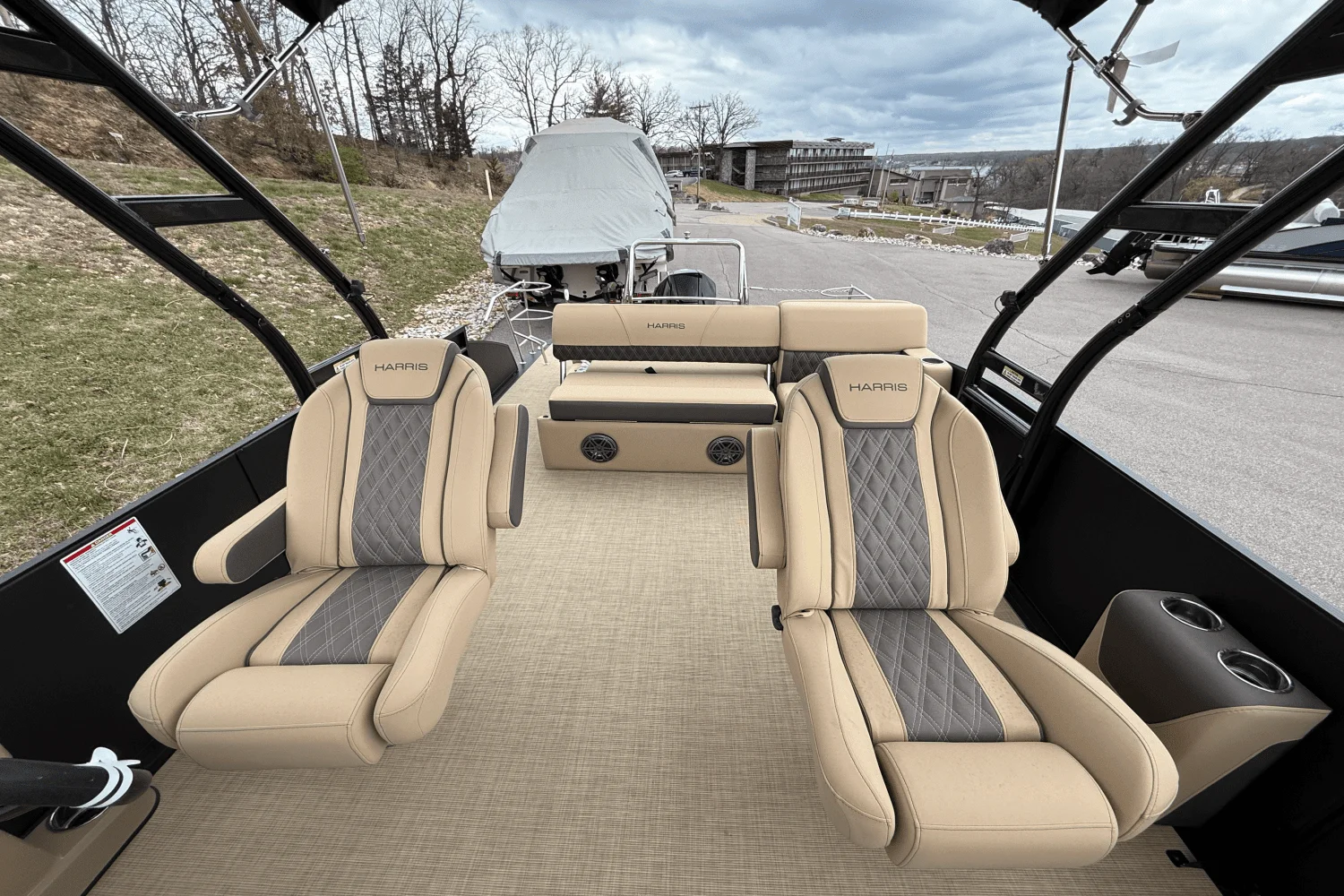 2025 Harris 250 Sunliner Sport Image Thumbnail #16