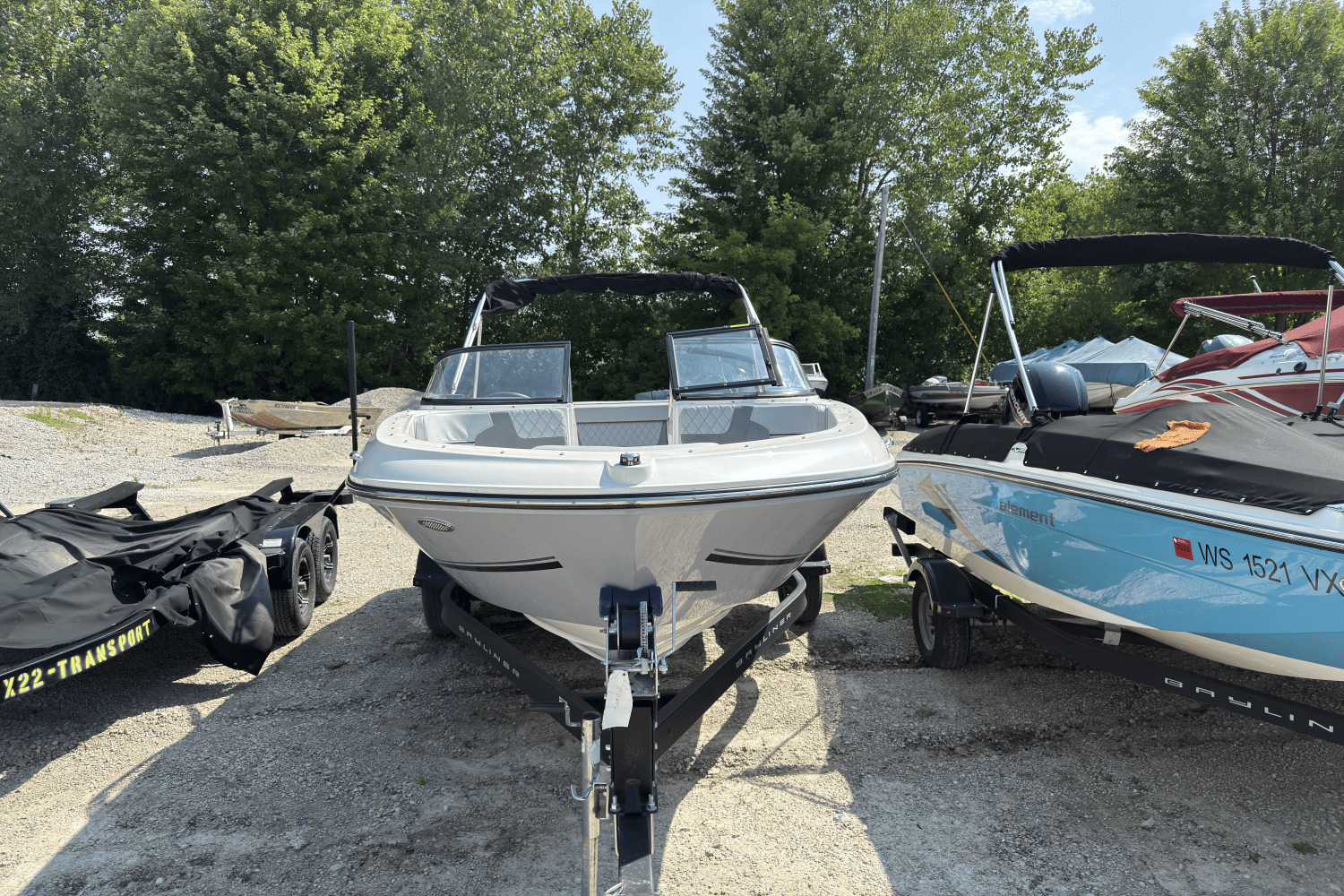 2021 Bayliner VR4 Bowrider I/O Image Thumbnail #1