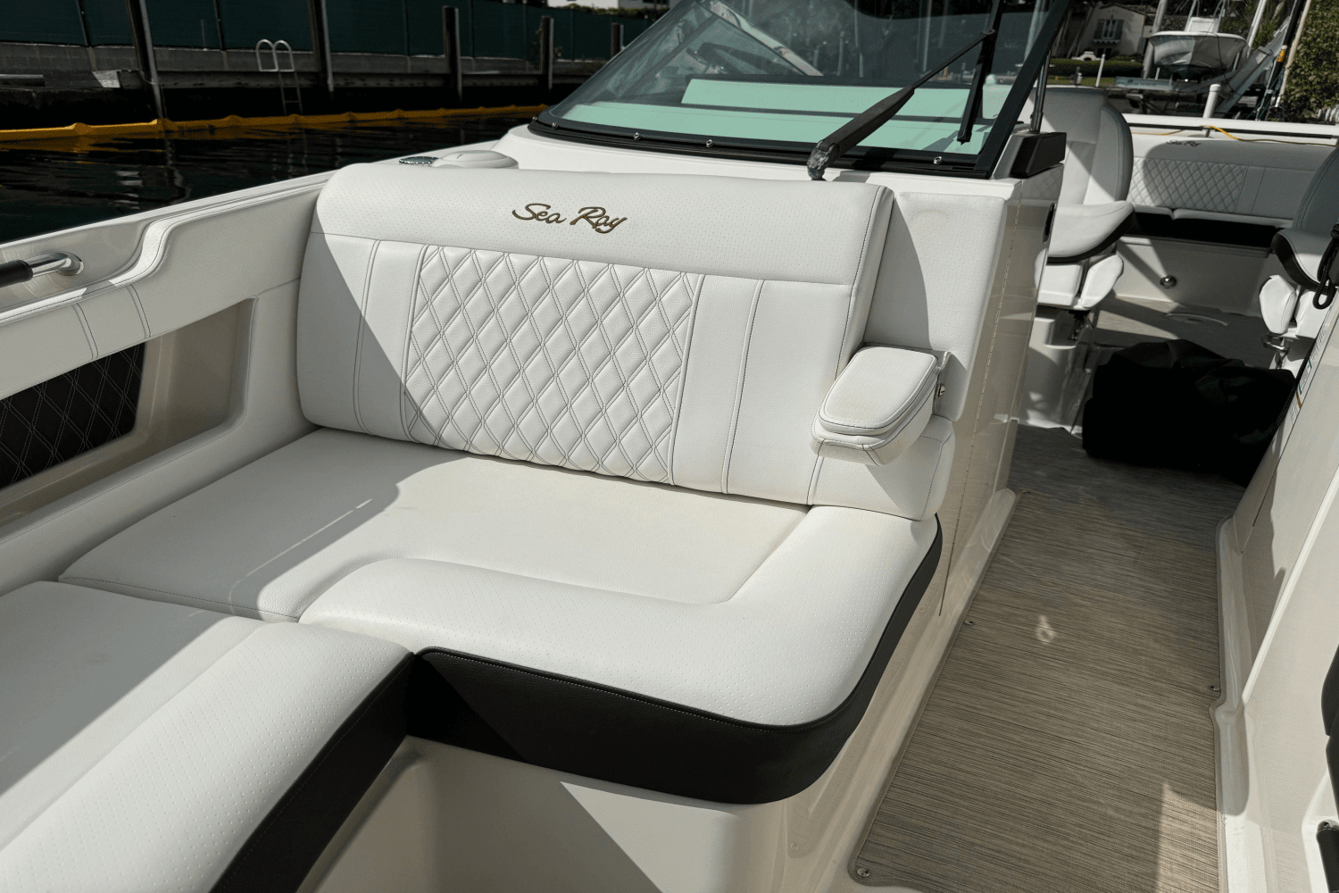 2019 Sea Ray 310 SLX Image Thumbnail #4