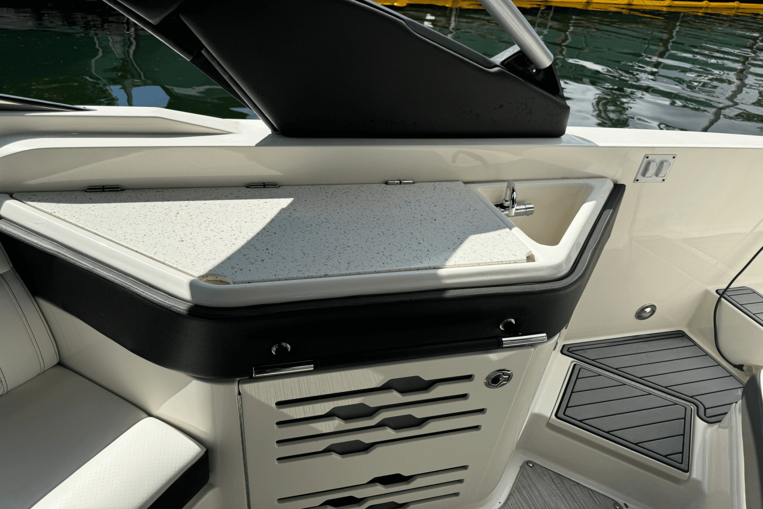 2019 Sea Ray 310 SLX Image Thumbnail #55