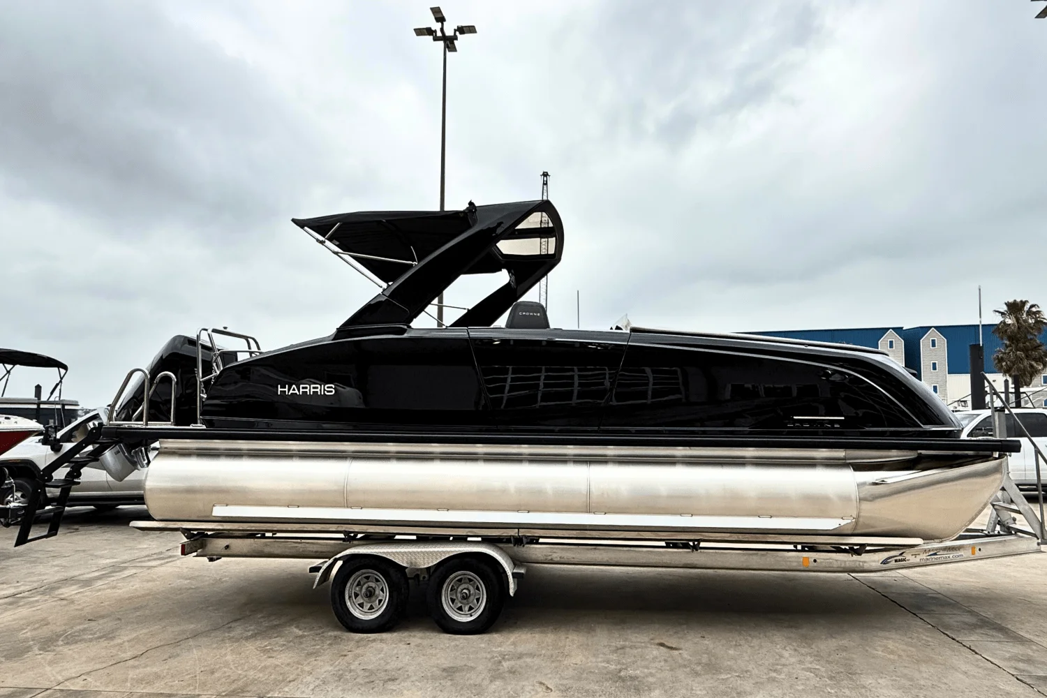 2025 Harris 250 Crowne