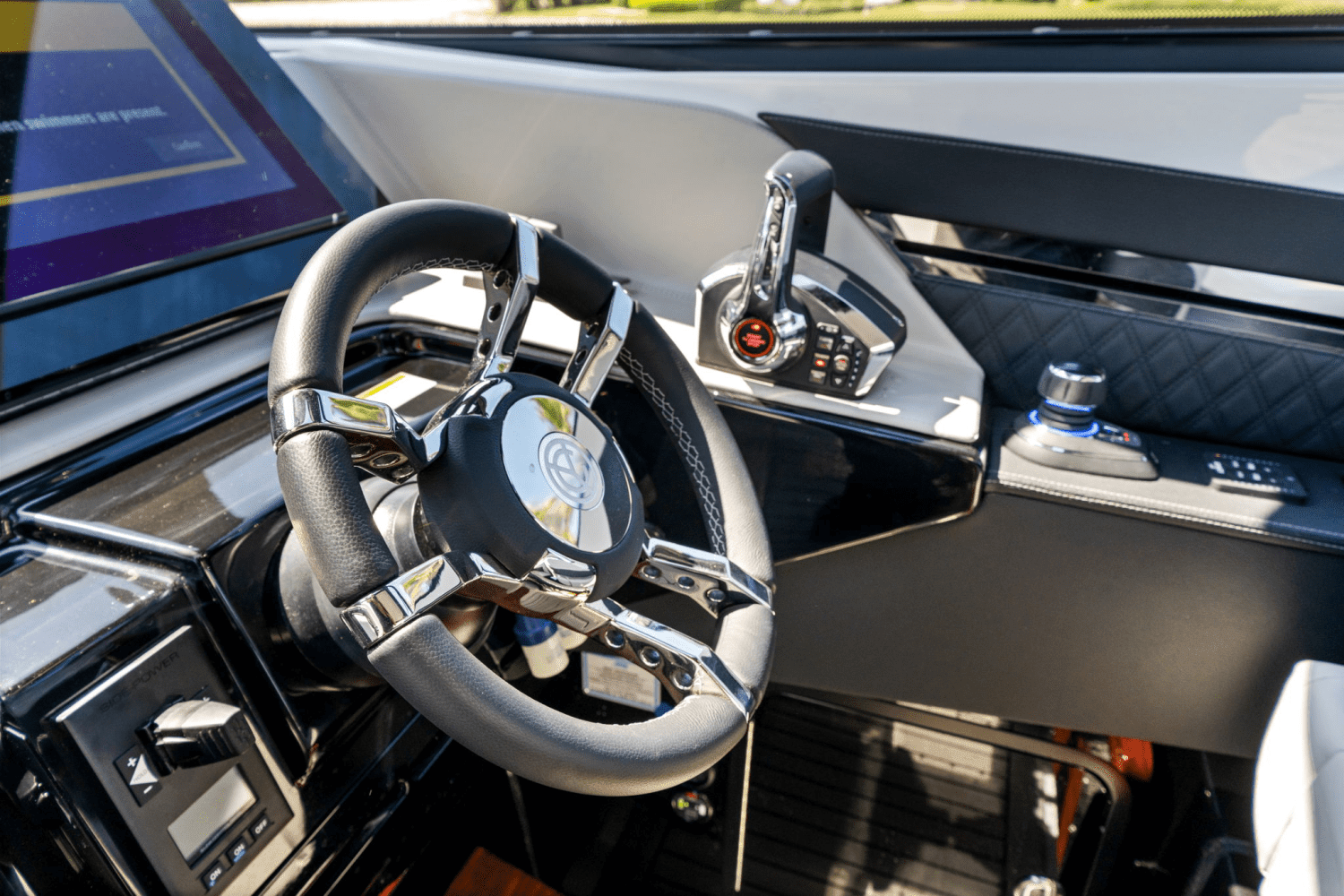 2025 Cruisers Yachts 50 GLS Outboard Image Thumbnail #19