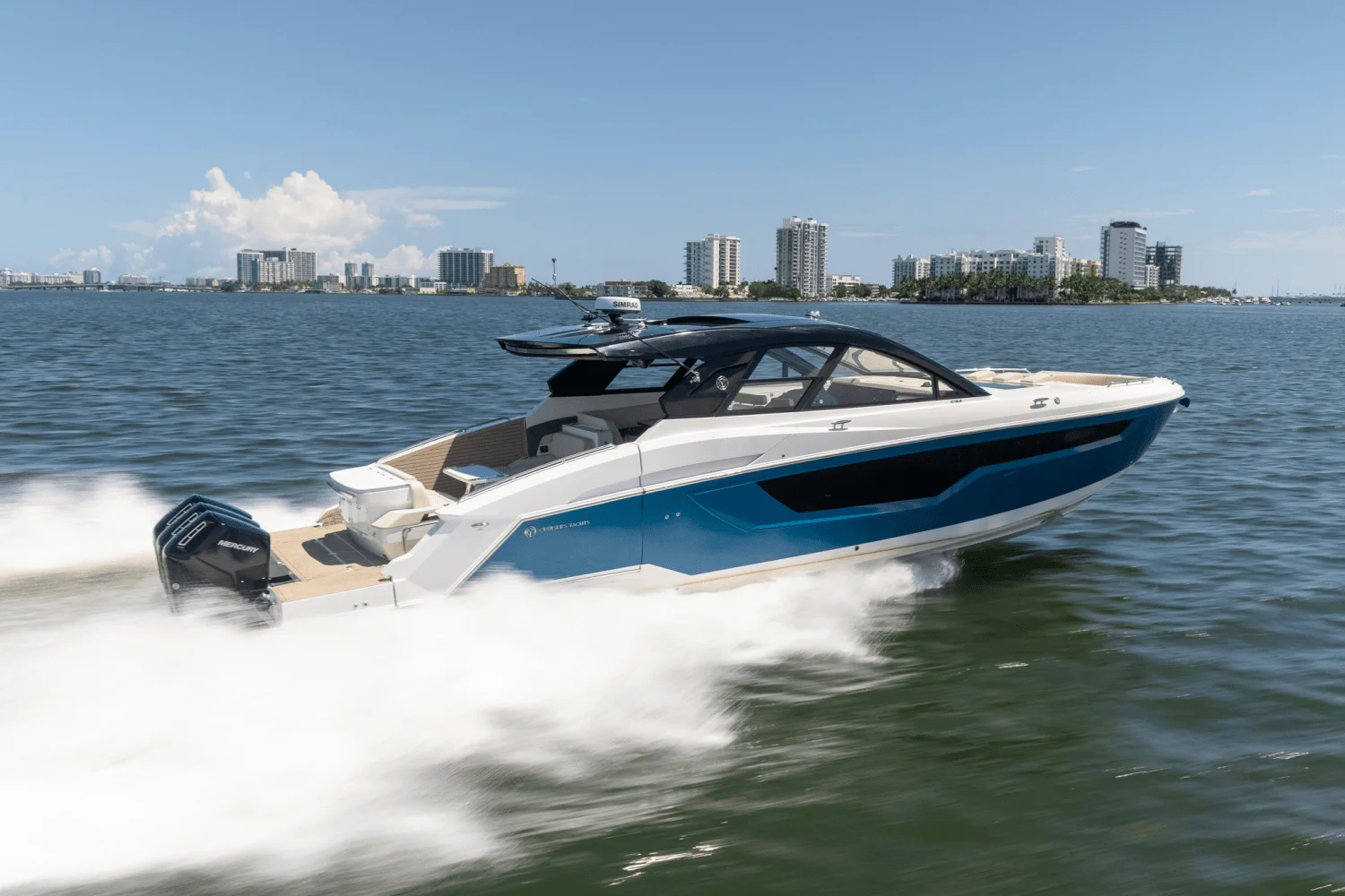 2025 Cruisers Yachts 50 GLS Outboard Image Thumbnail #11