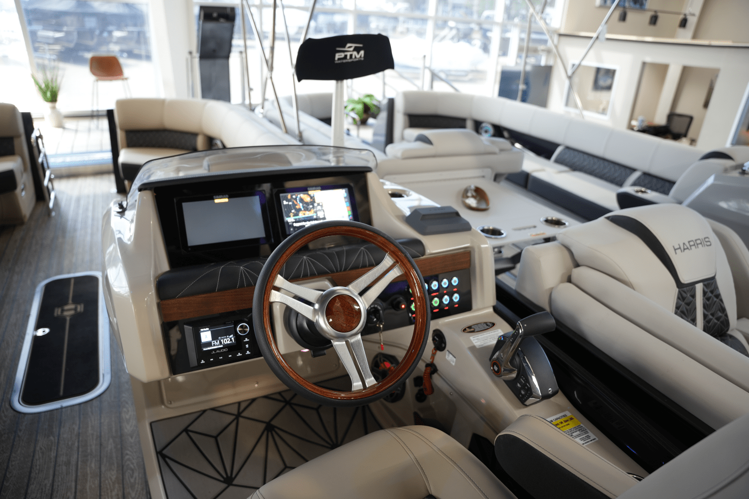 2025 Harris Grand Mariner 250 Image Thumbnail #10