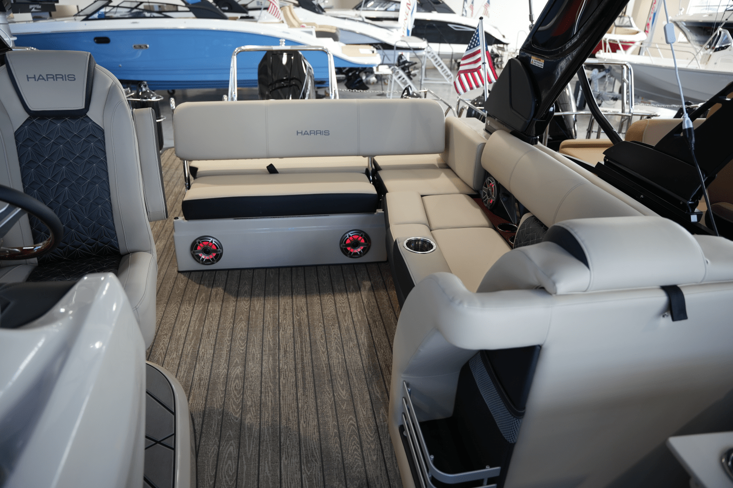2025 Harris Grand Mariner 250 Image Thumbnail #13