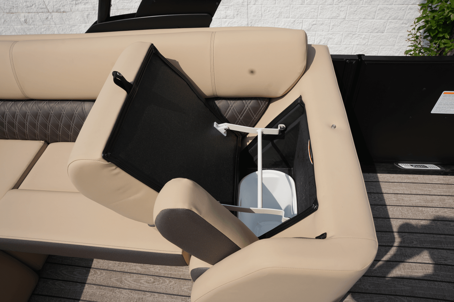 2025 Harris 230 Sunliner Image Thumbnail #19