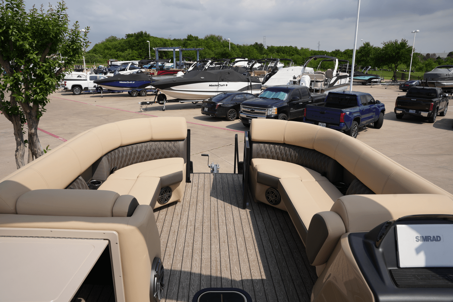 2025 Harris 230 Sunliner Image Thumbnail #3