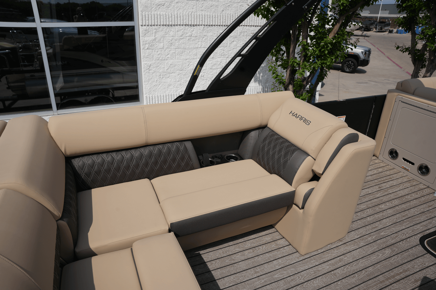 2025 Harris 230 Sunliner Image Thumbnail #17