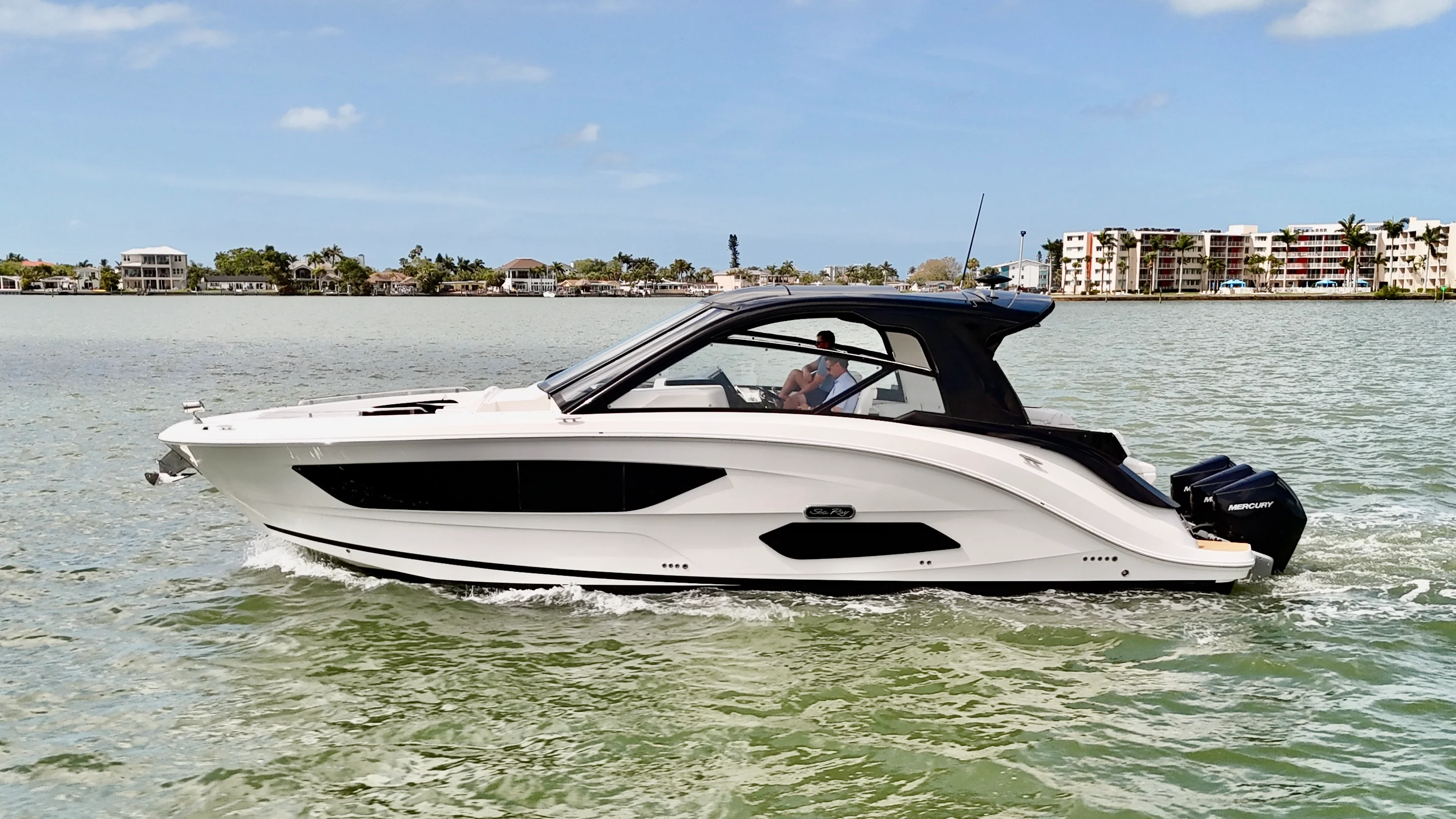 2023 Sea Ray Sundancer 370 Outboard Image Thumbnail #0