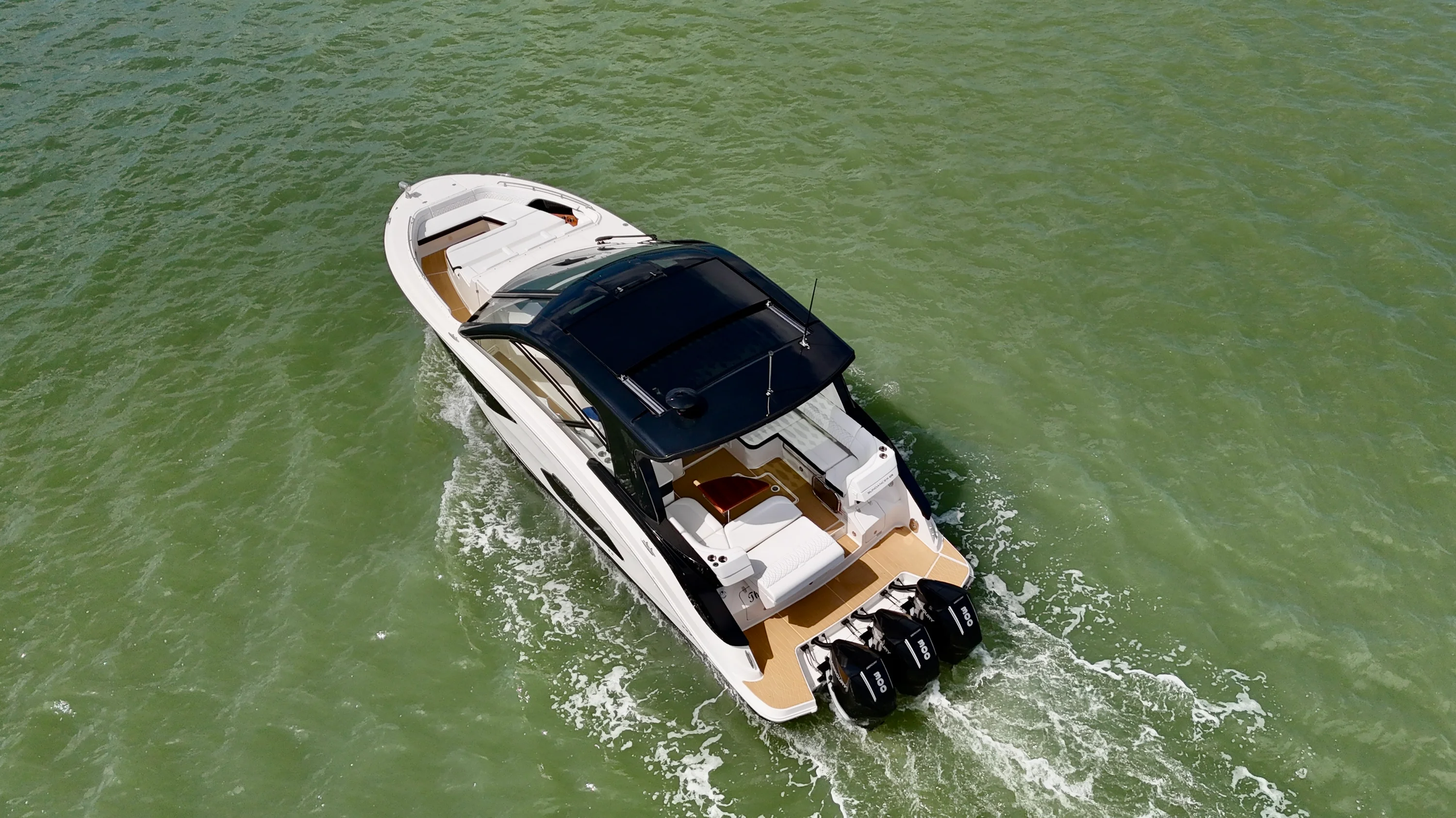 2023 Sea Ray Sundancer 370 Outboard Image Thumbnail #19