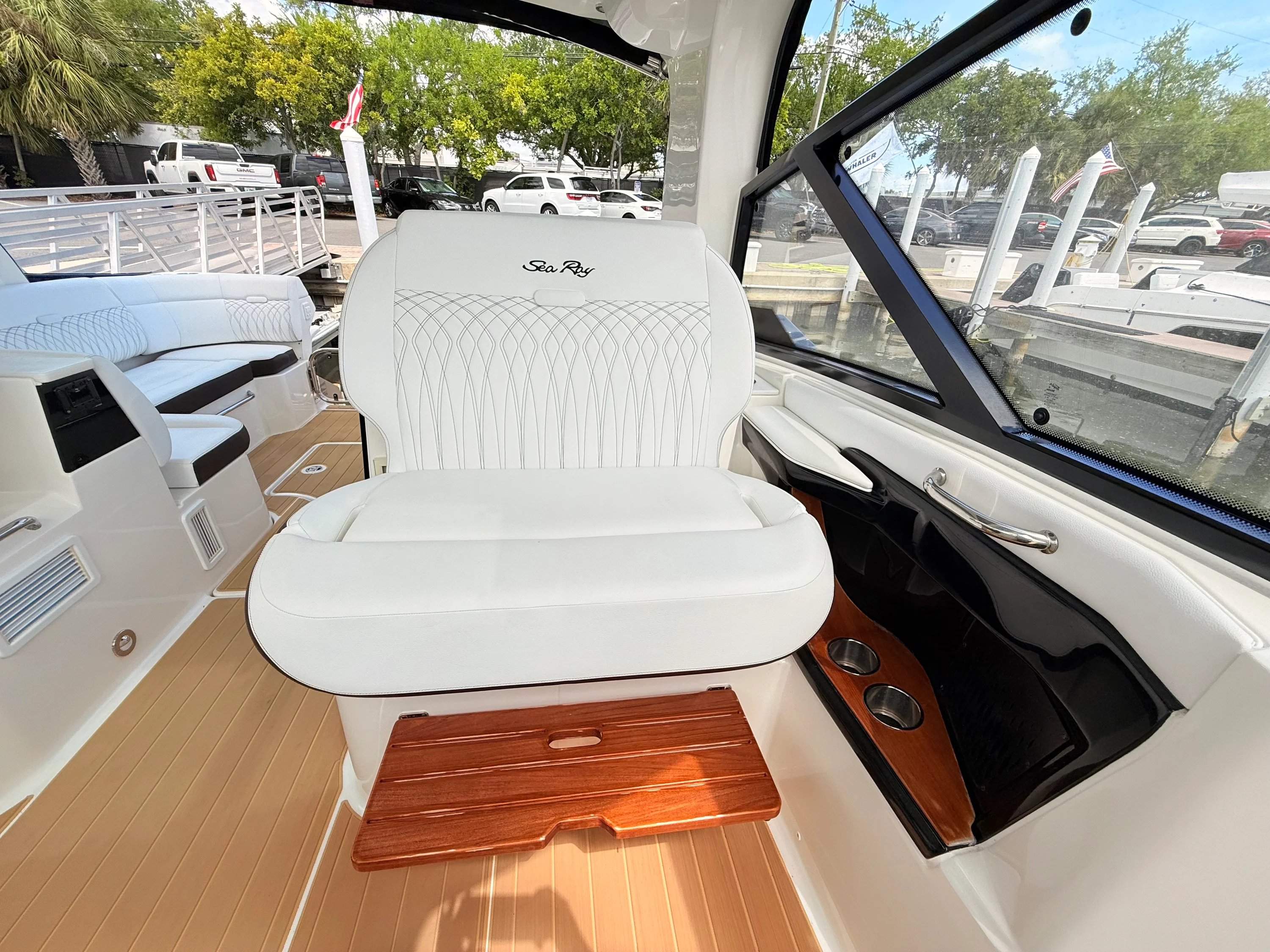 2023 Sea Ray Sundancer 370 Outboard Image Thumbnail #42