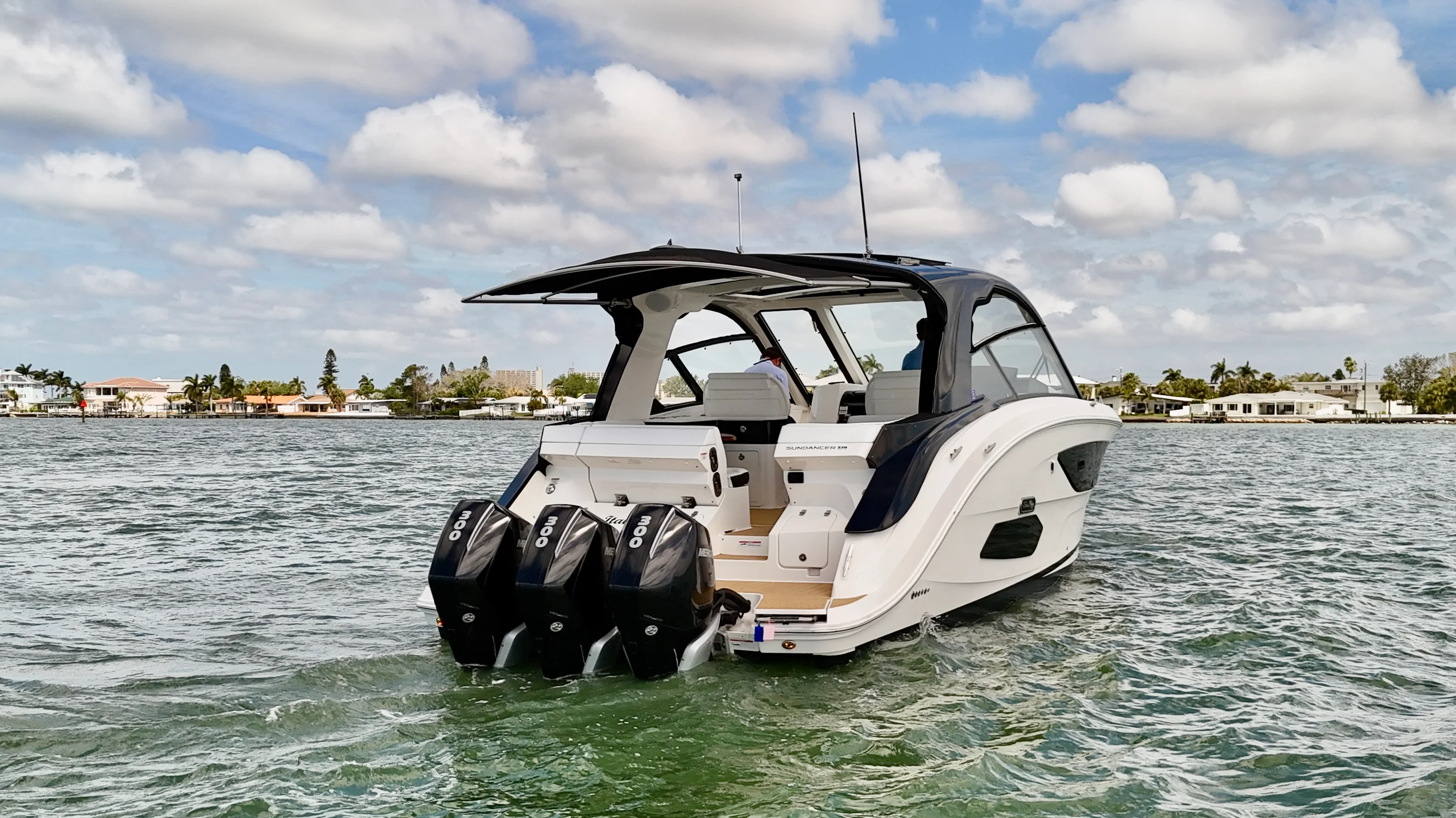 2023 Sea Ray Sundancer 370 Outboard Image Thumbnail #8