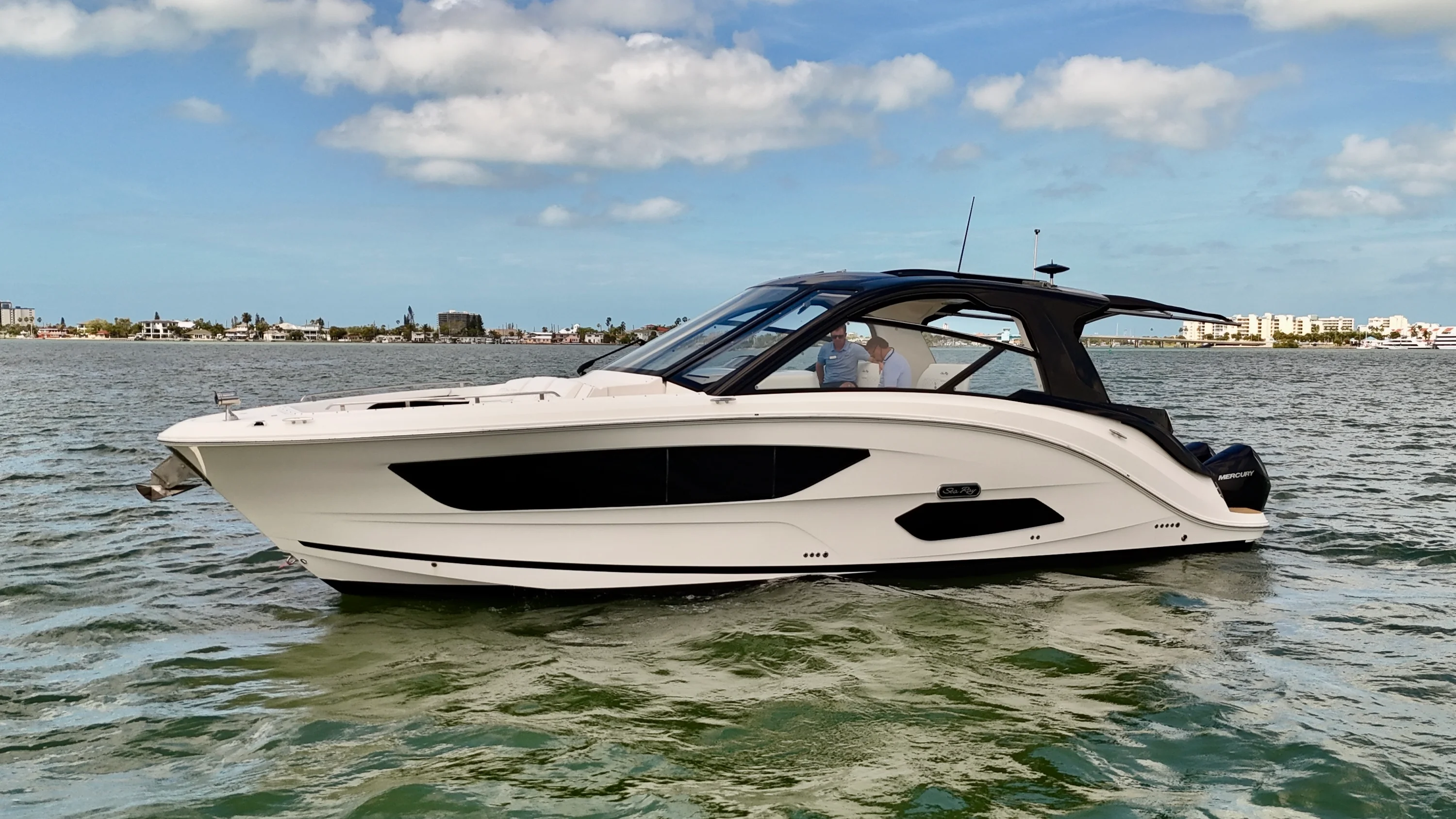 2023 Sea Ray Sundancer 370 Outboard Image Thumbnail #1