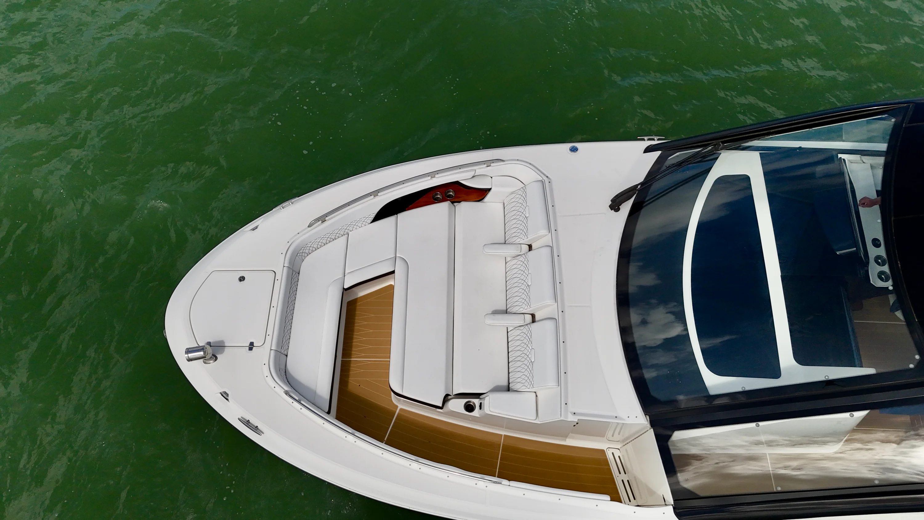 2023 Sea Ray Sundancer 370 Outboard Image Thumbnail #21