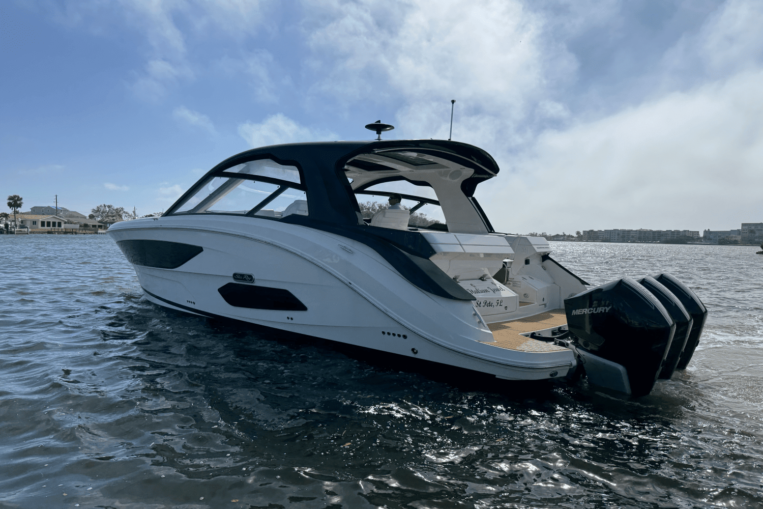 2023 Sea Ray Sundancer 370 Outboard Image Thumbnail #9