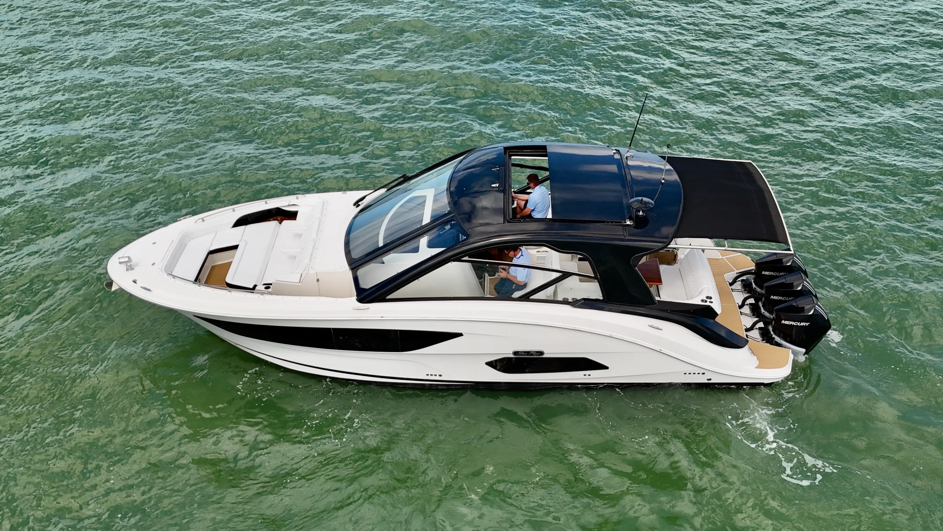 2023 Sea Ray Sundancer 370 Outboard Image Thumbnail #26