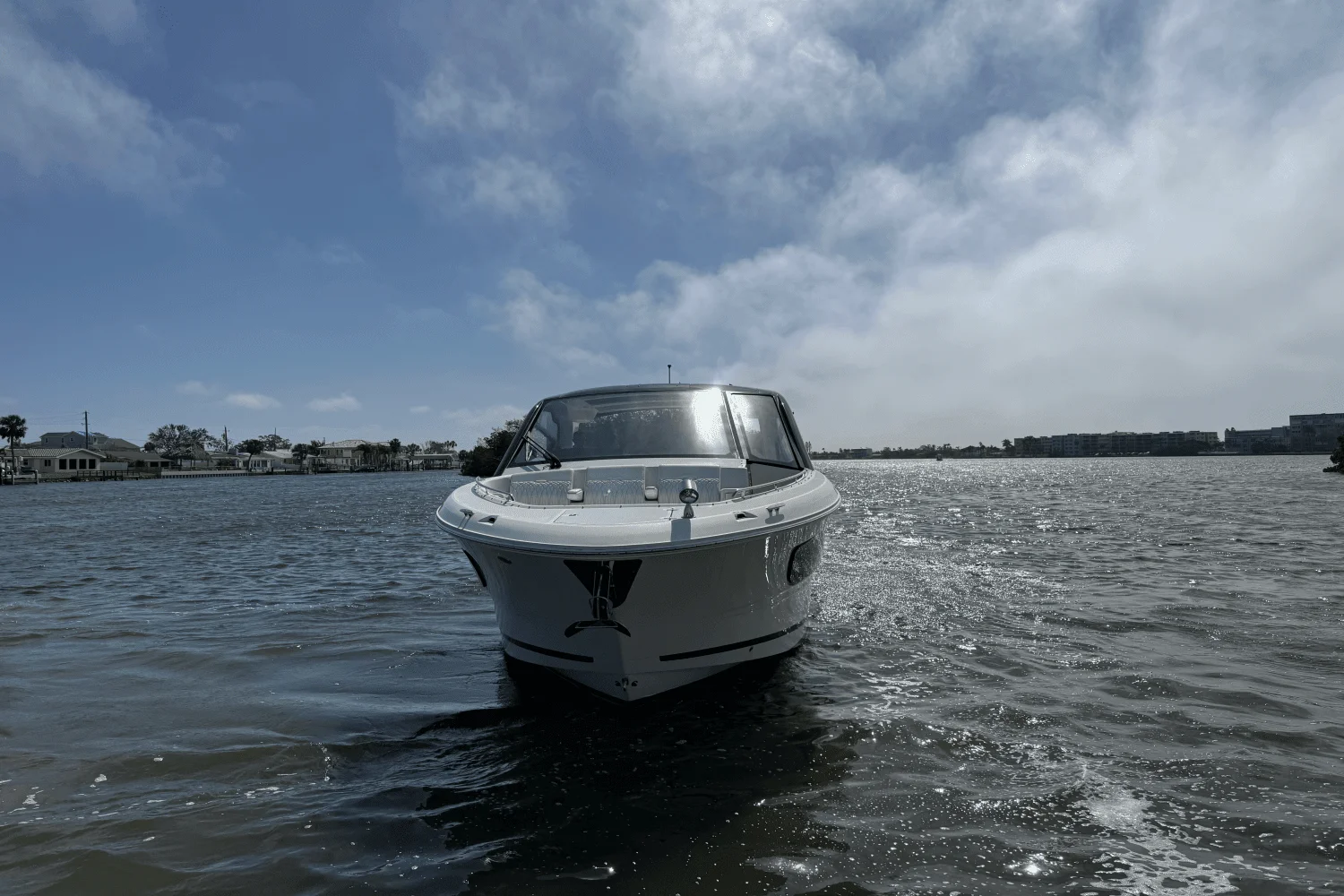 2023 Sea Ray Sundancer 370 Outboard Image Thumbnail #11