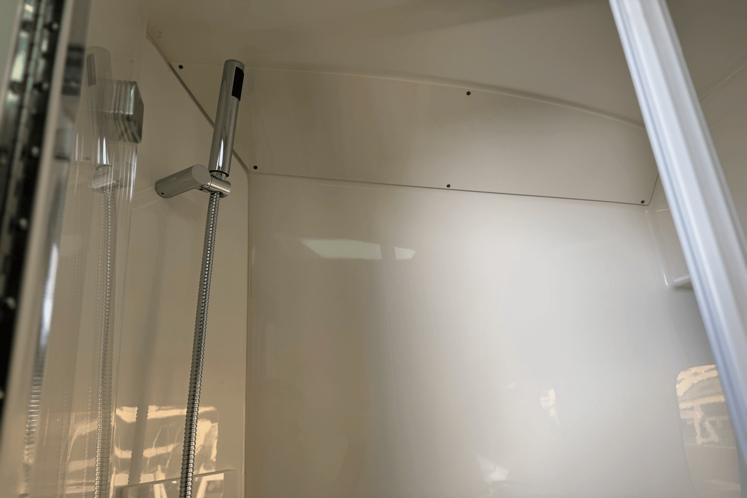 2023 Sea Ray Sundancer 370 Outboard Image Thumbnail #29