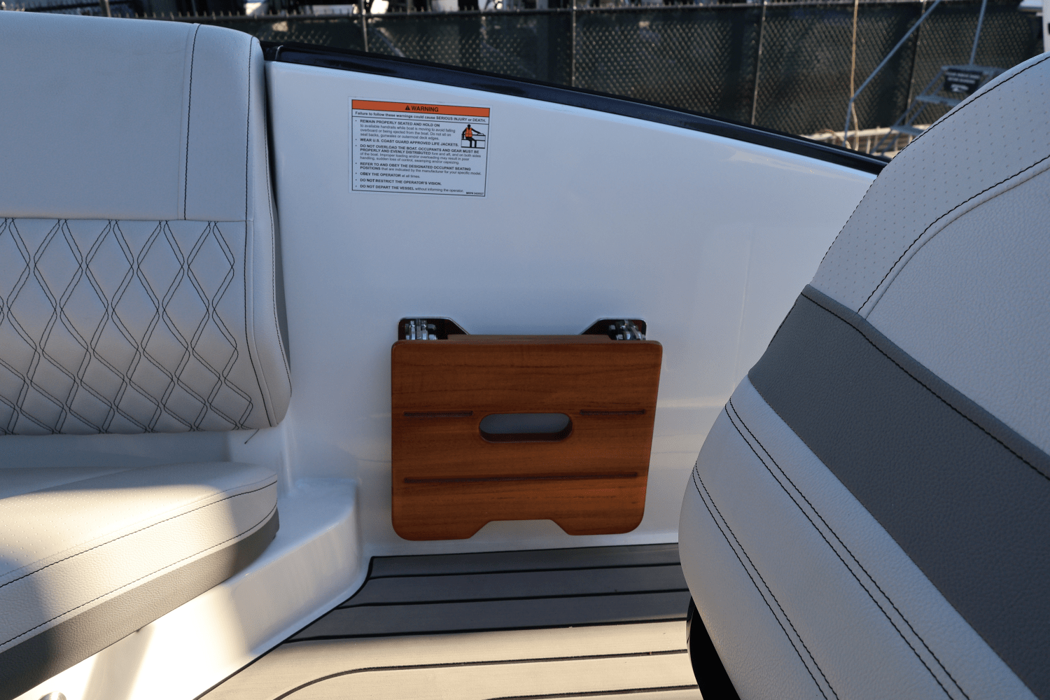 2025 Sea Ray SLX 280 Image Thumbnail #27