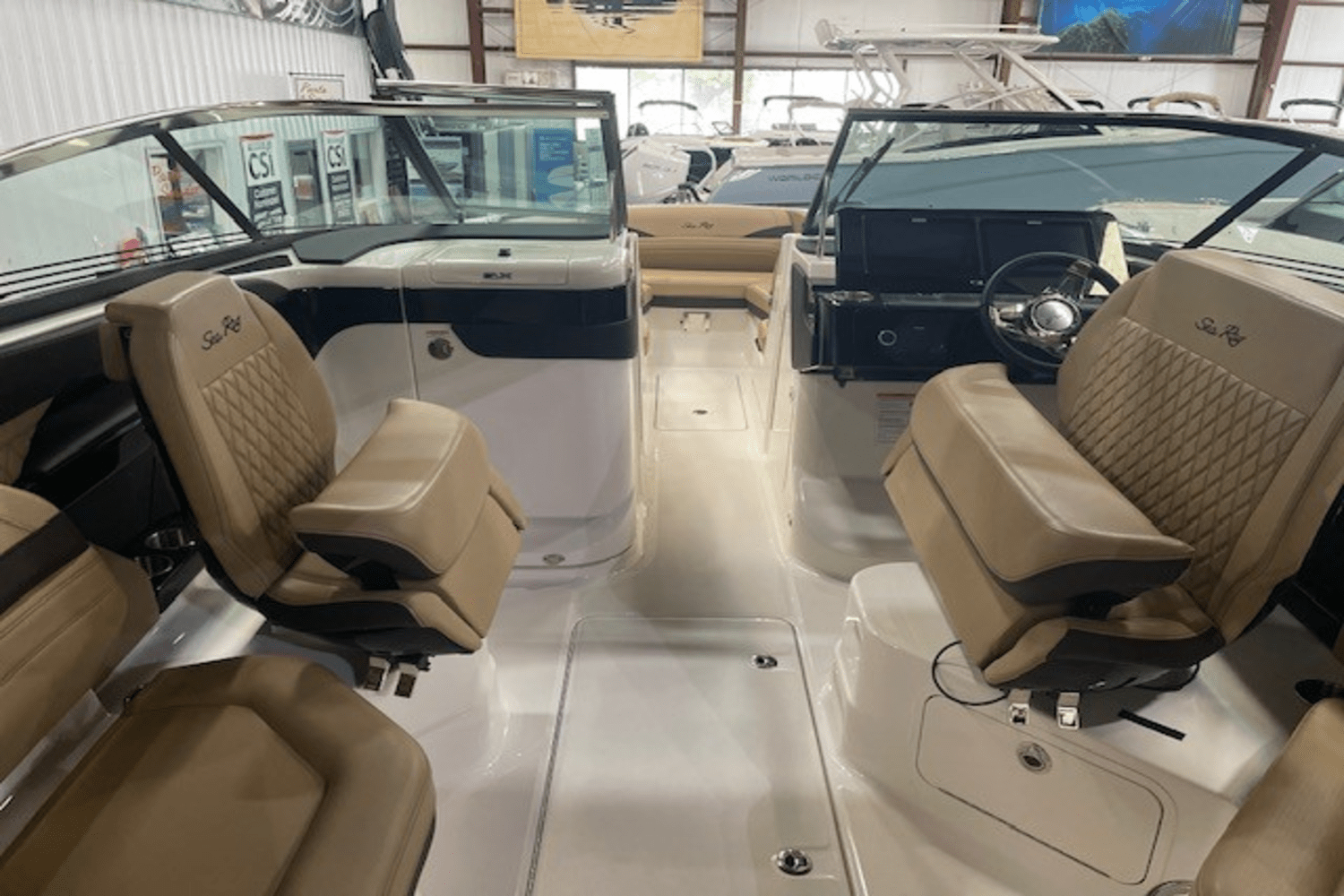 2025 Sea Ray SLX 280 Image Thumbnail #7