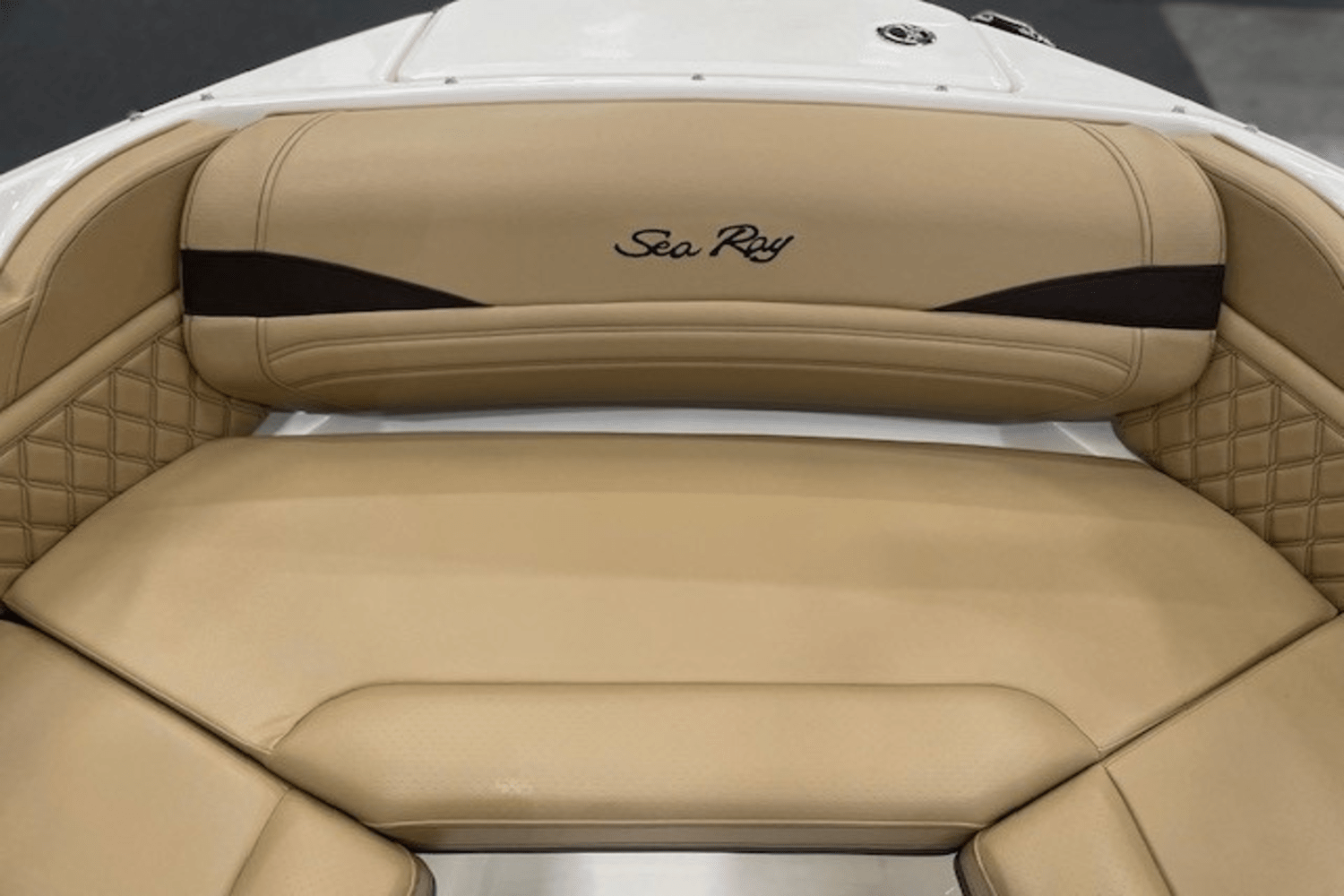 2025 Sea Ray SLX 280 Image Thumbnail #29