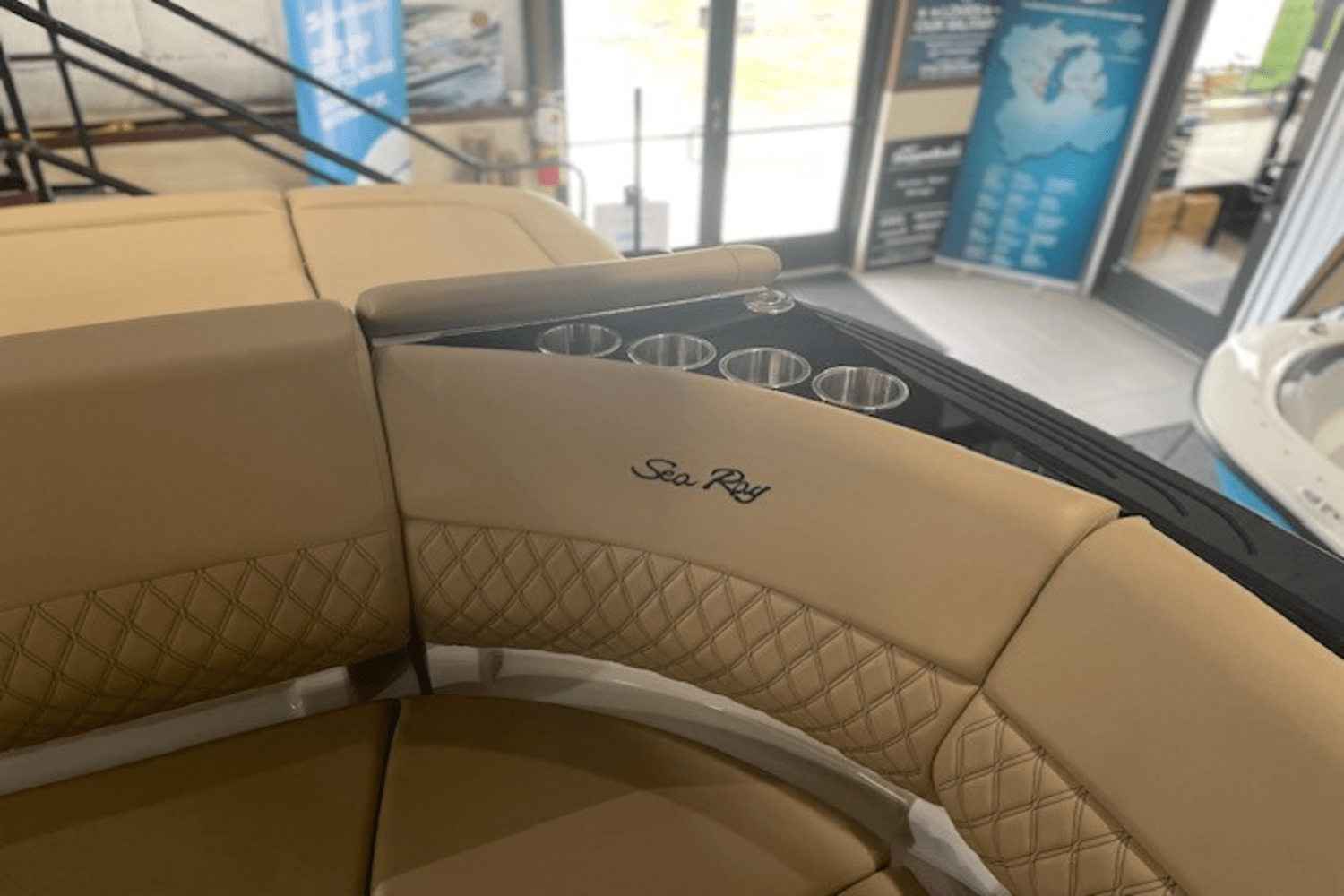 2025 Sea Ray SLX 280 Image Thumbnail #41
