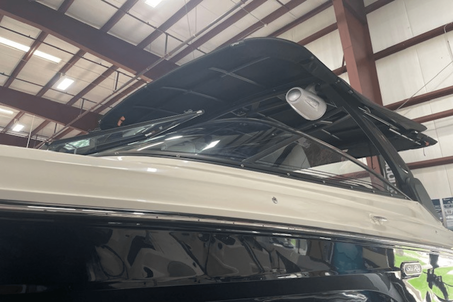 2025 Sea Ray SLX 280 Image Thumbnail #1