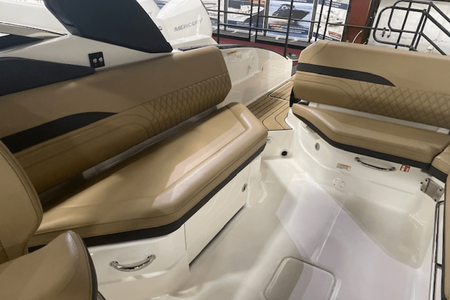2025 Sea Ray SLX 280 Image Thumbnail #39