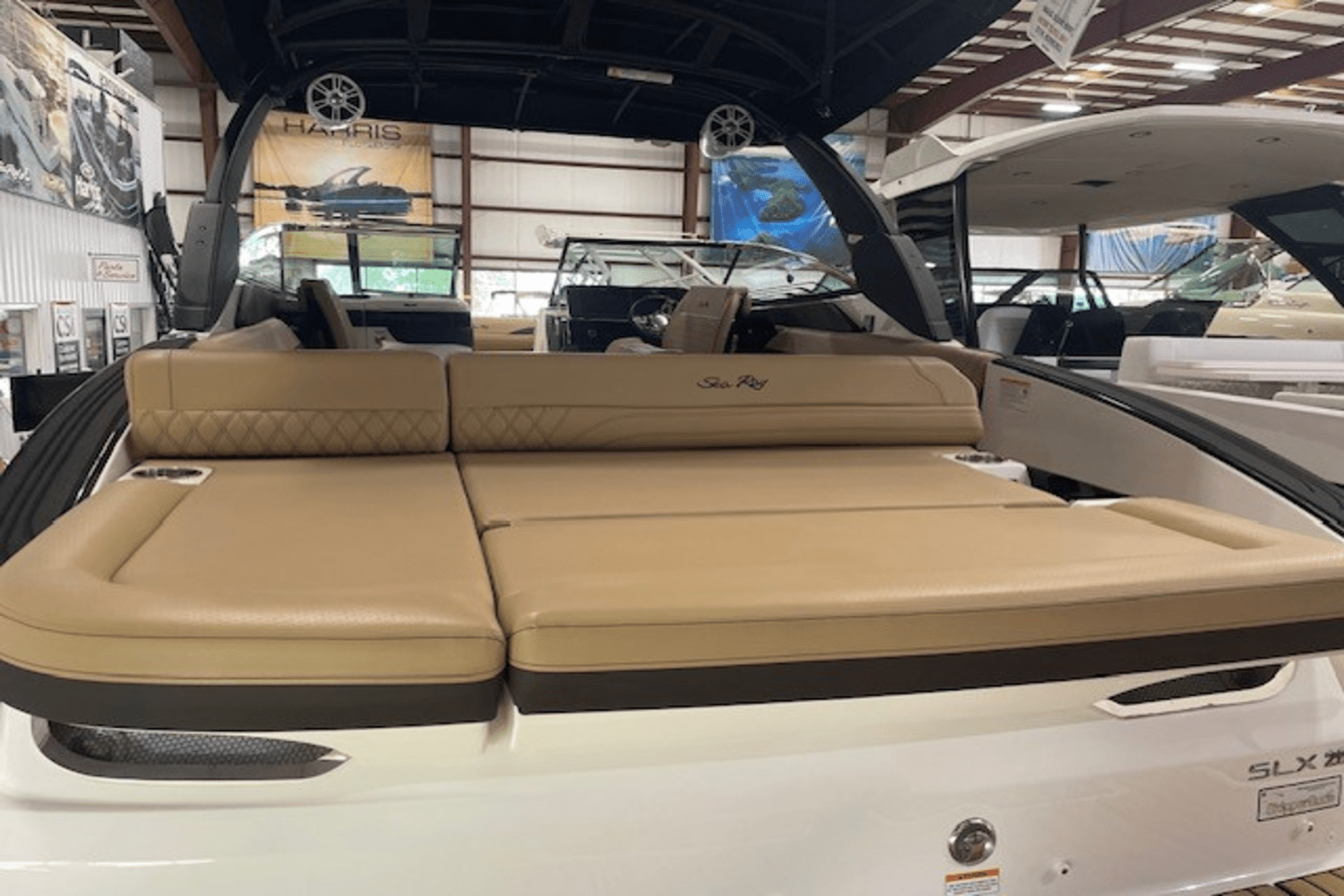 2025 Sea Ray SLX 280 Image Thumbnail #43