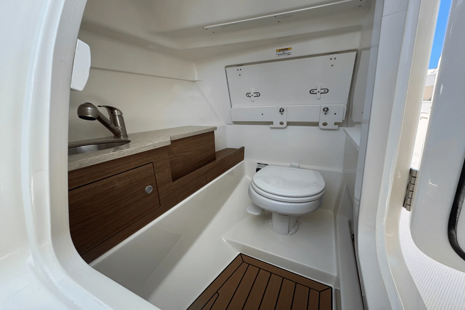 2025 Boston Whaler 280 Vantage Image Thumbnail #51