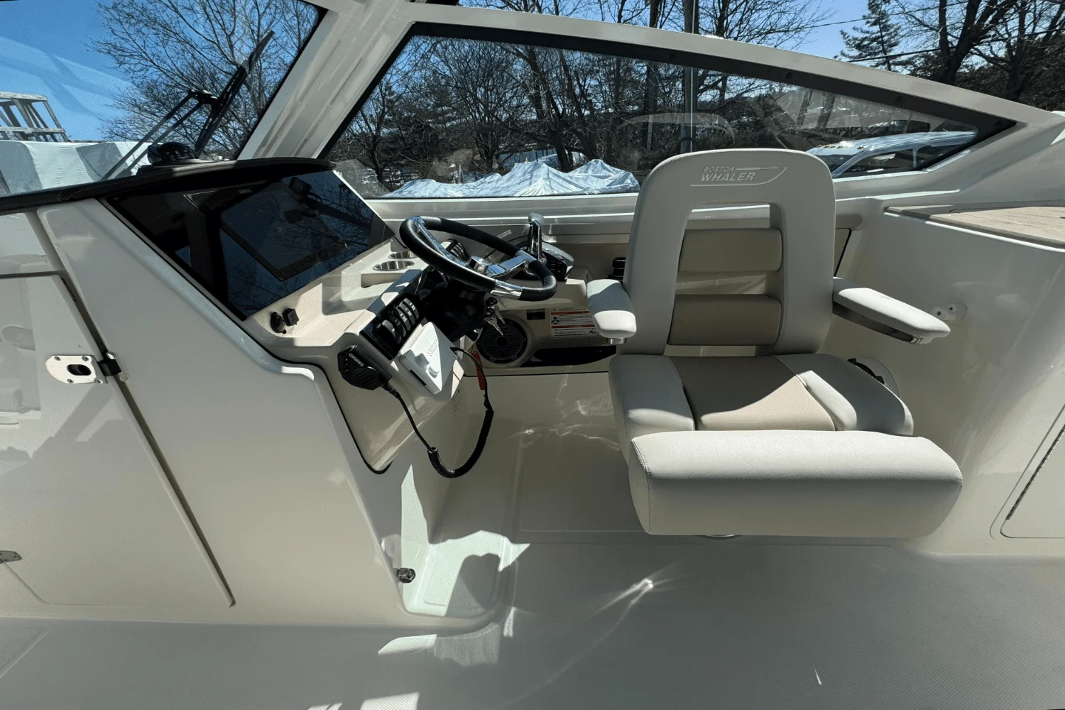 2025 Boston Whaler 280 Vantage Image Thumbnail #43