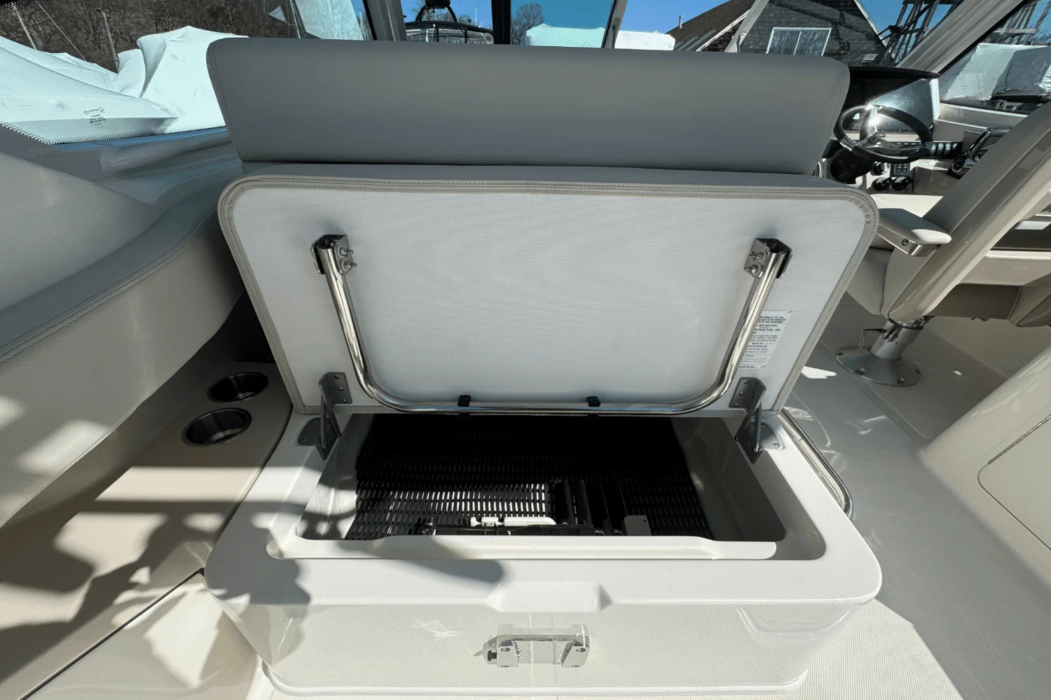 2025 Boston Whaler 280 Vantage Image Thumbnail #31